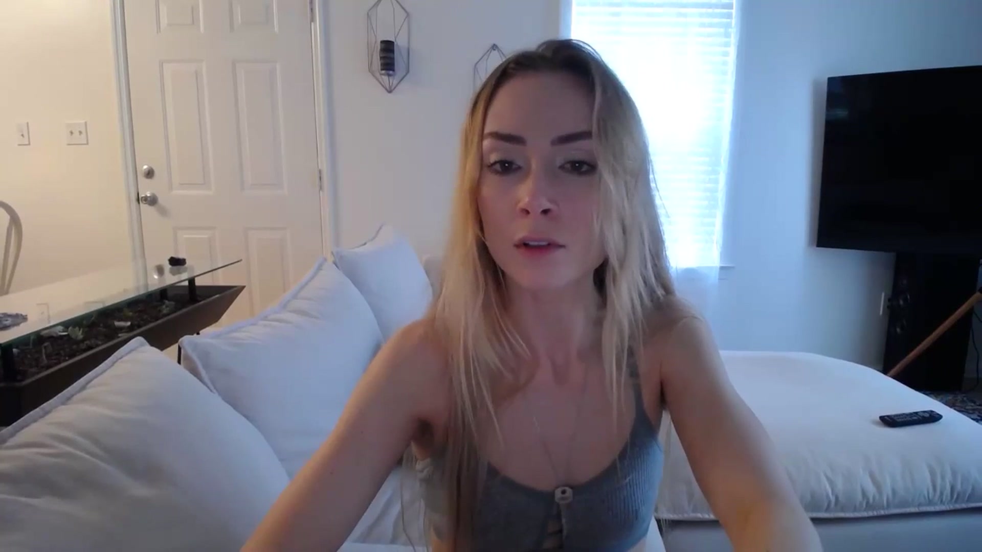 Gallery image thumbnail from MissSadieB's myfreecams stream on, 11/07/2024, 20:07 image 8 of 20