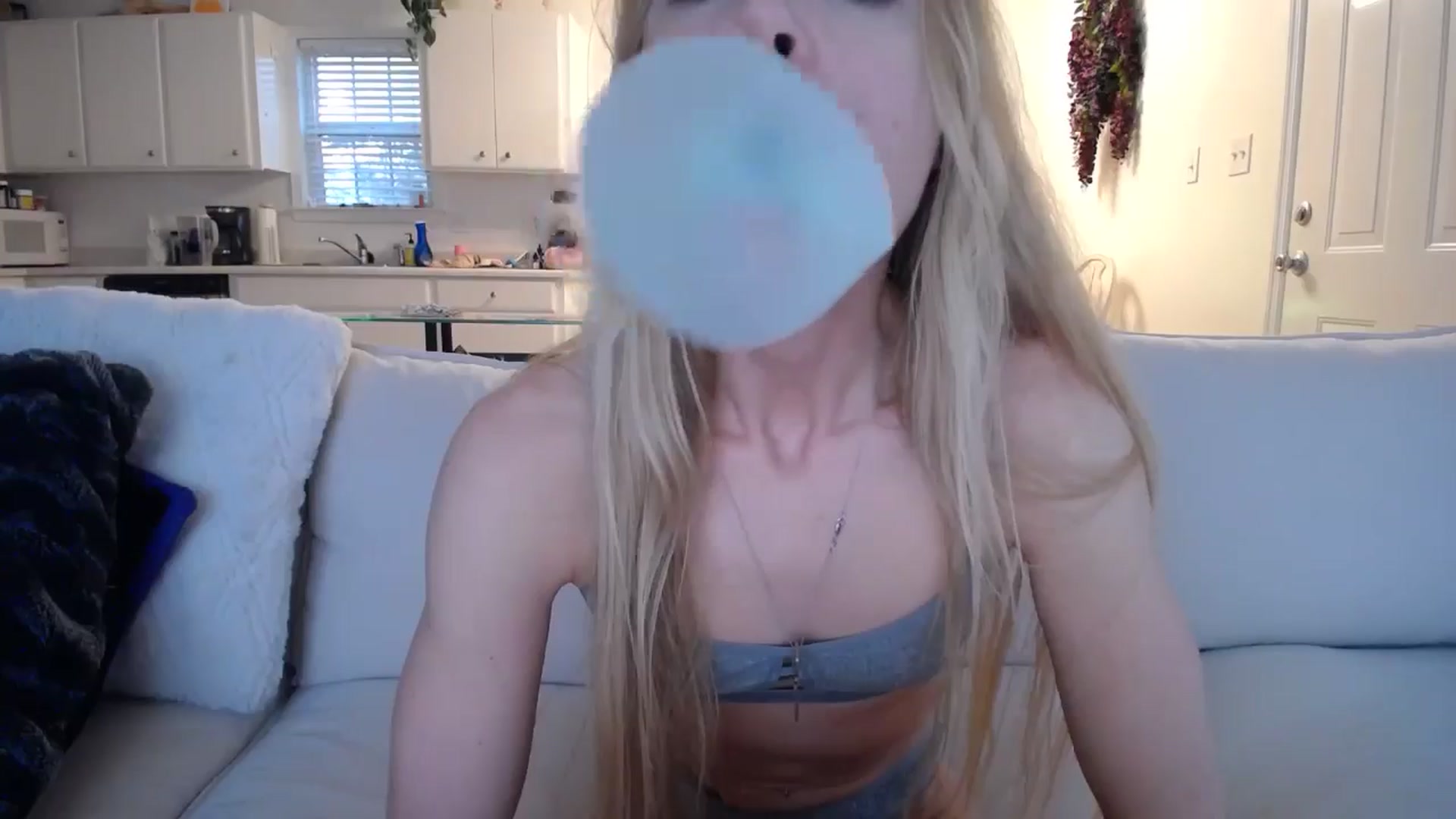 Gallery image thumbnail from MissSadieB's myfreecams stream on, 11/07/2024, 21:40 image 17 of 20
