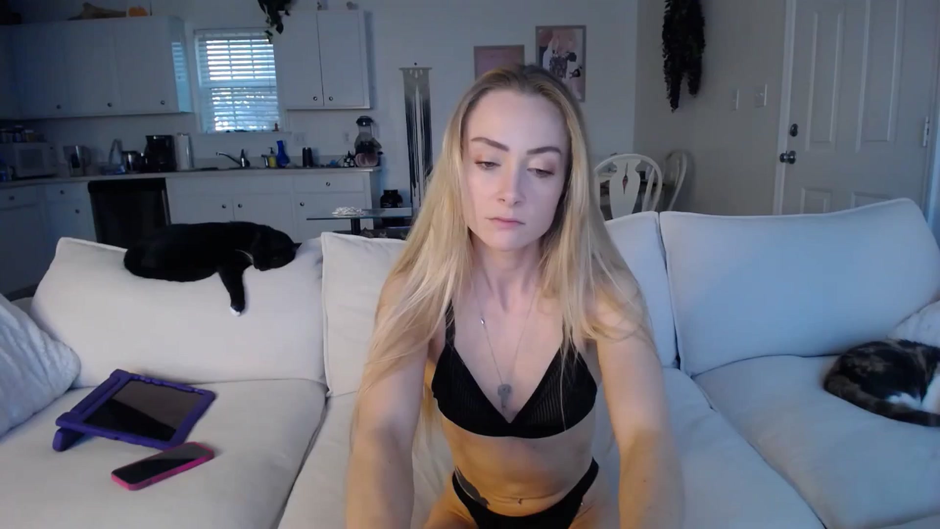 Gallery image thumbnail from MissSadieB's myfreecams stream on, 11/08/2024, 21:38 image 13 of 20