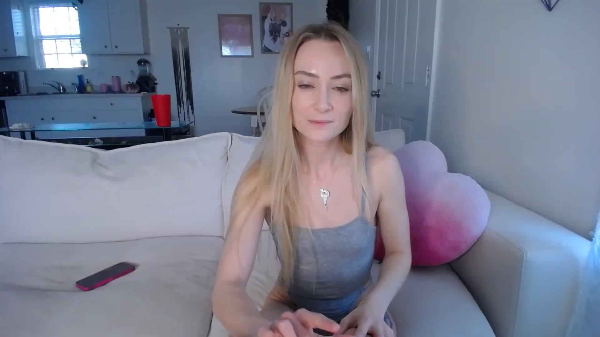Gallery image thumbnail from MissSadieB's myfreecams stream on, 11/12/2024, 21:28 image 18 of 20