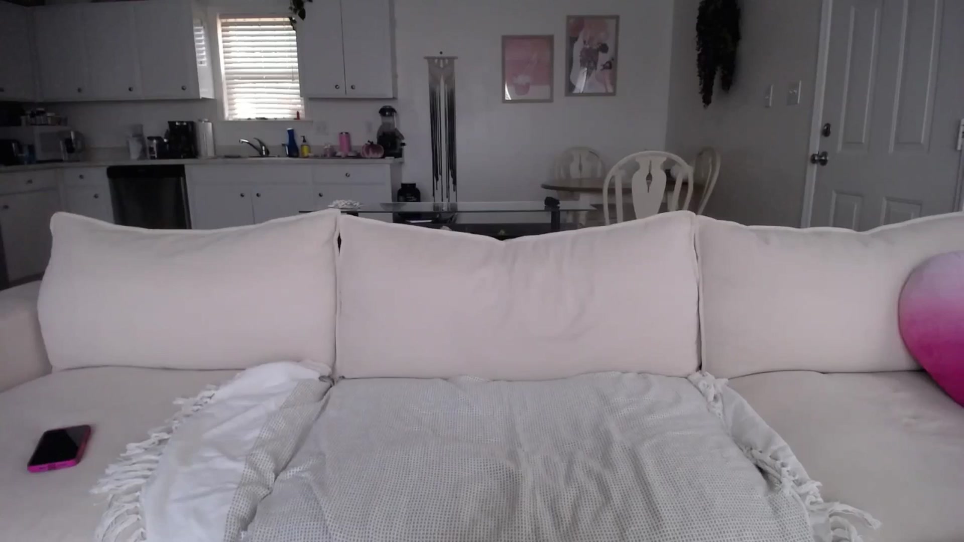 Gallery image thumbnail from MissSadieB's myfreecams stream on, 11/13/2024, 20:31 image 18 of 20