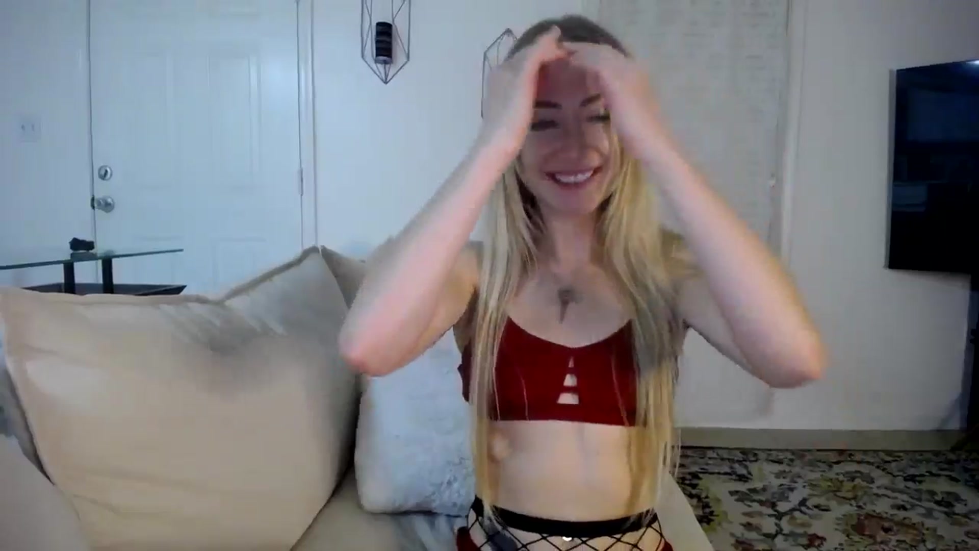 Gallery image thumbnail from MissSadieB's myfreecams stream on, 11/17/2024, 02:25 image 14 of 20