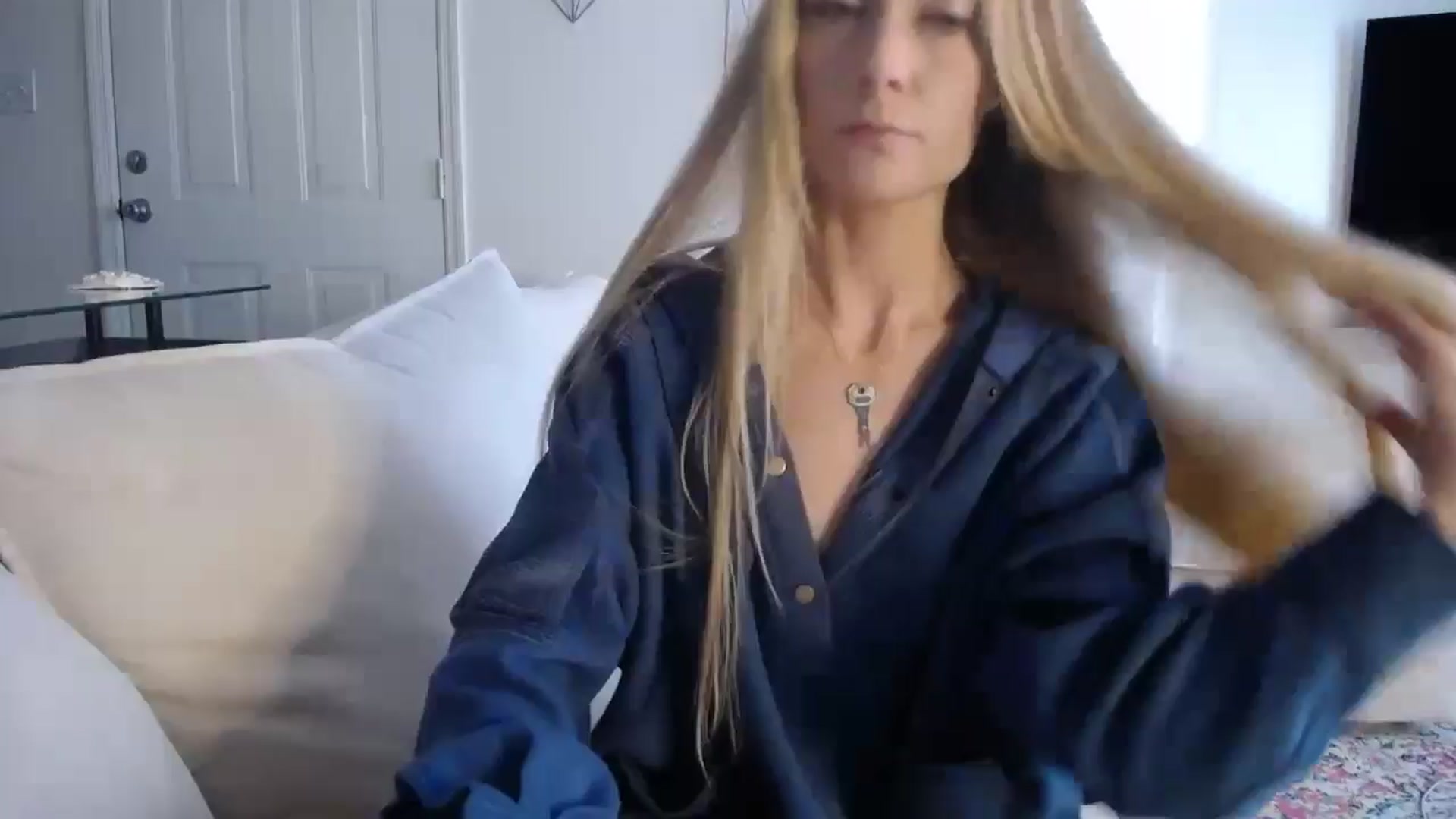 Gallery image thumbnail from MissSadieB's myfreecams stream on, 11/19/2024, 19:25 image 1 of 20
