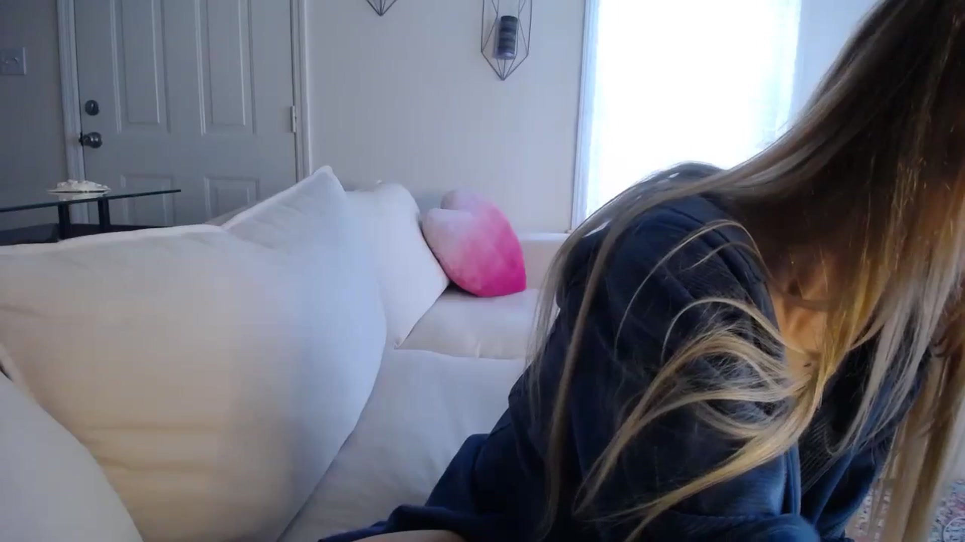 Gallery image thumbnail from MissSadieB's myfreecams stream on, 11/19/2024, 19:25 image 2 of 20