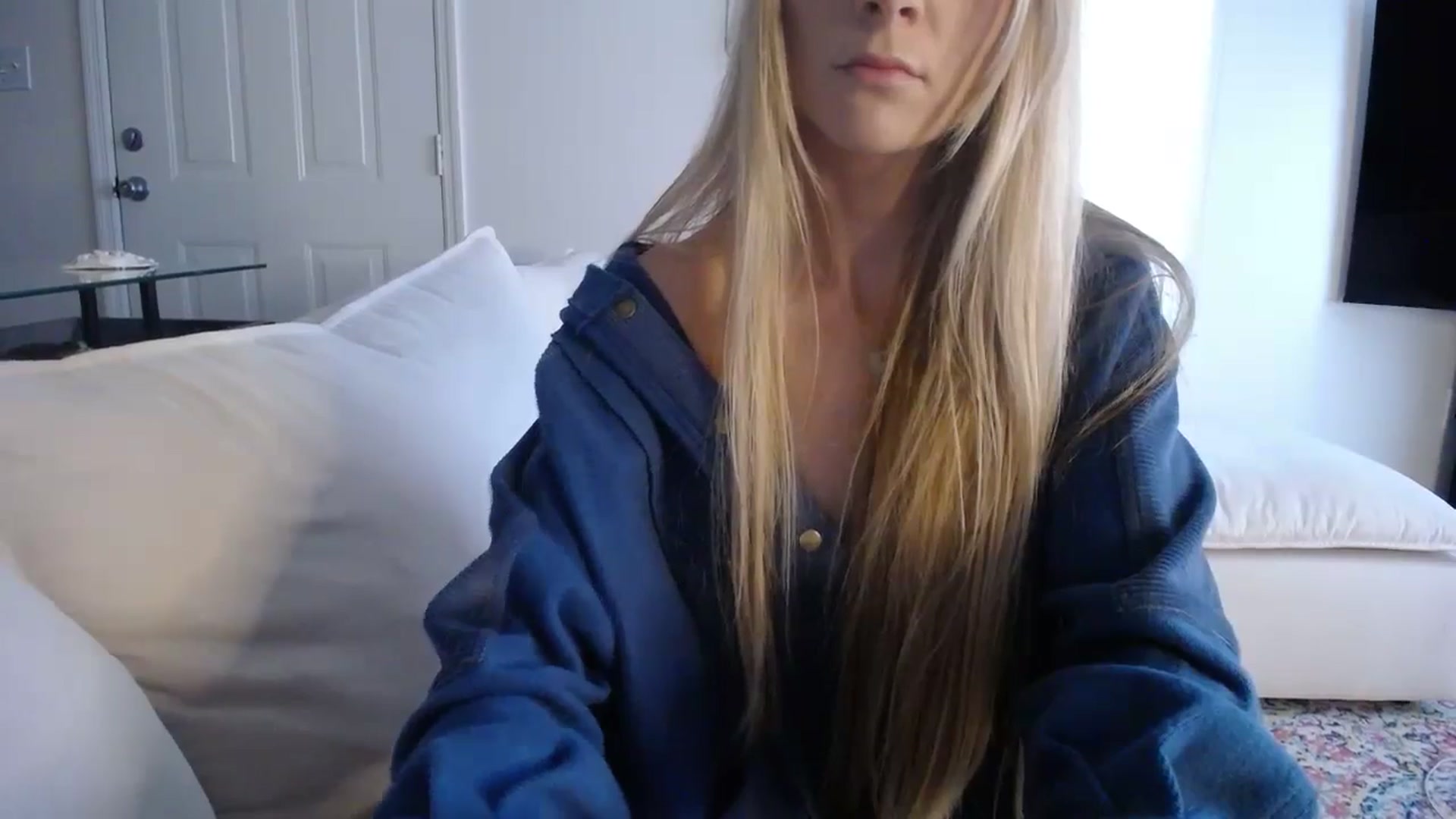 Gallery image thumbnail from MissSadieB's myfreecams stream on, 11/19/2024, 19:25 image 15 of 20