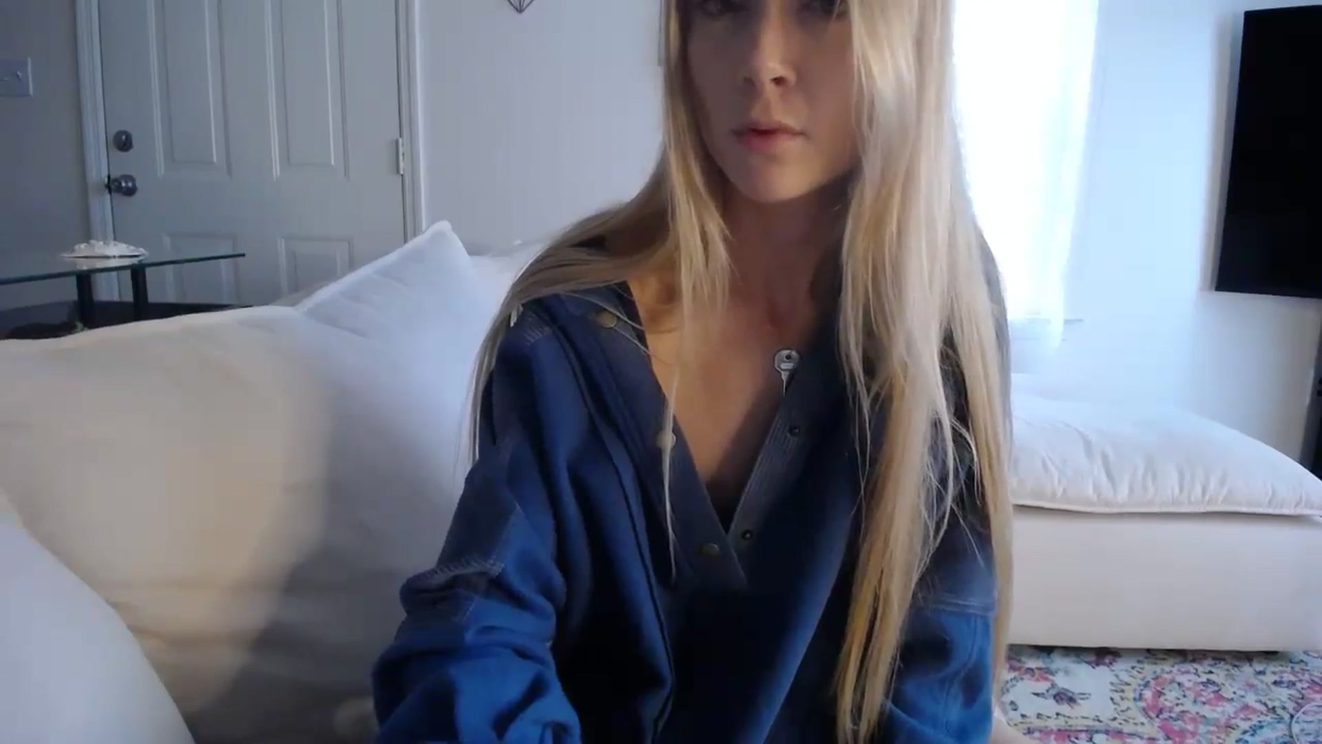 Gallery image thumbnail from MissSadieB's myfreecams stream on, 11/19/2024, 19:25 image 19 of 20