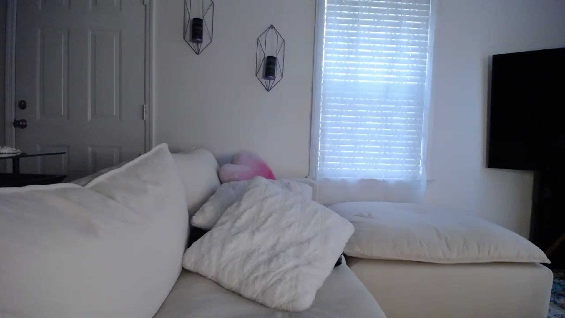 Gallery image thumbnail from MissSadieB's myfreecams stream on, 11/19/2024, 20:44 image 6 of 20