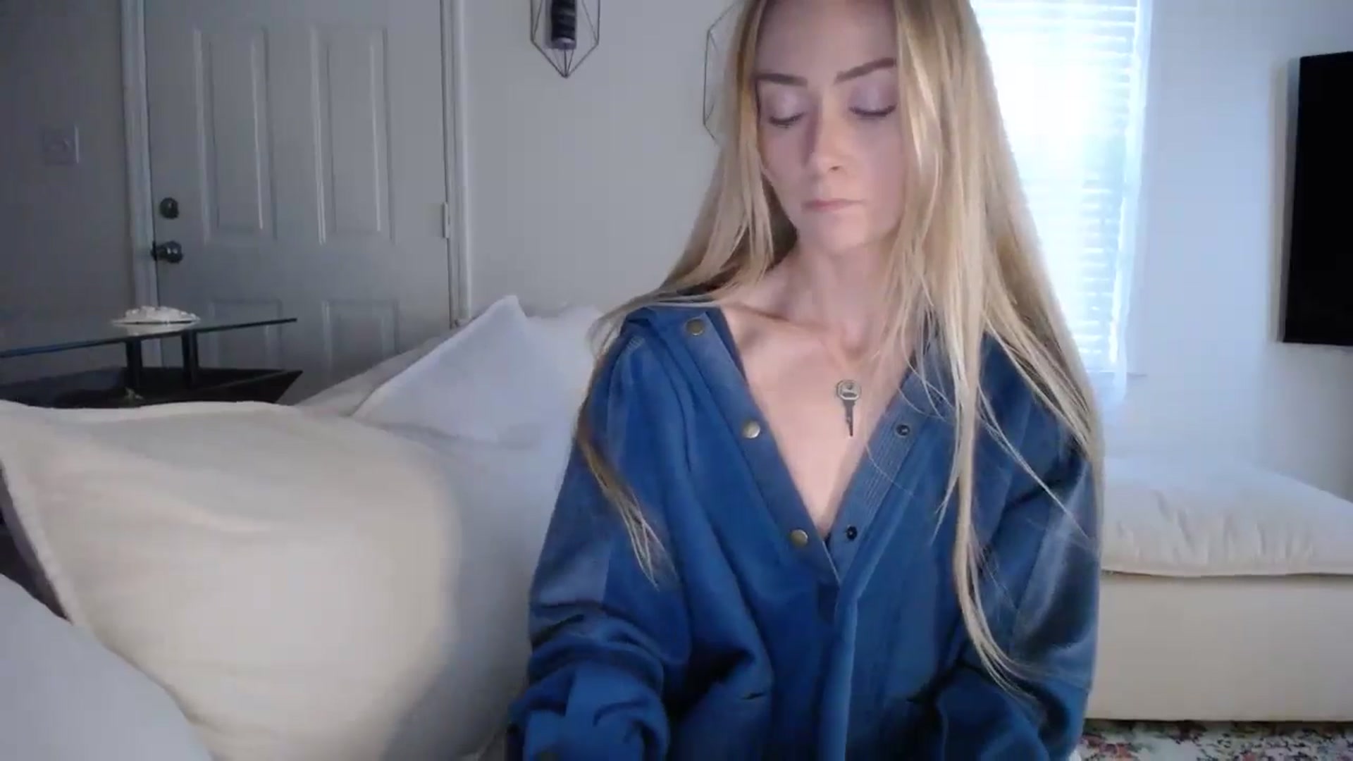 Gallery image thumbnail from MissSadieB's myfreecams stream on, 11/19/2024, 20:44 image 20 of 20