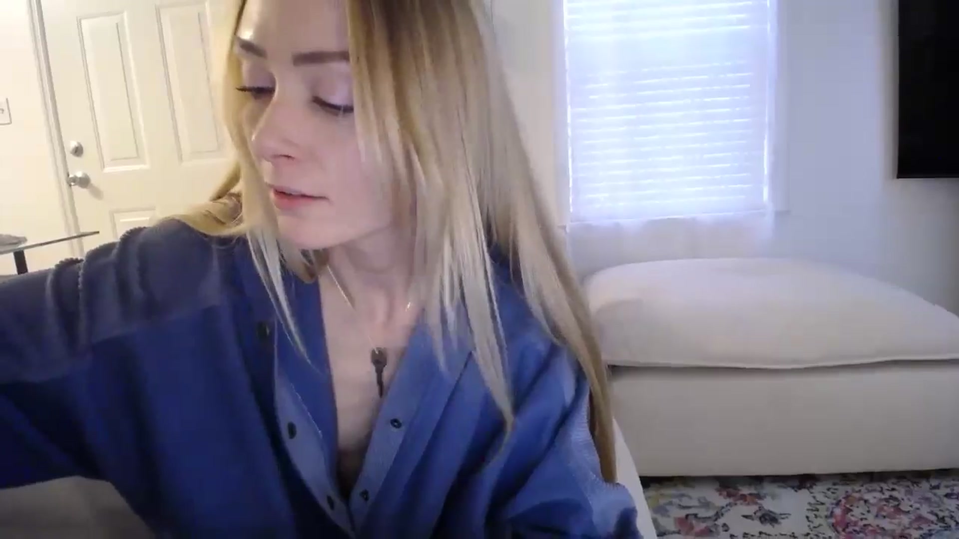 Gallery image thumbnail from MissSadieB's myfreecams stream on, 11/19/2024, 21:37 image 5 of 20