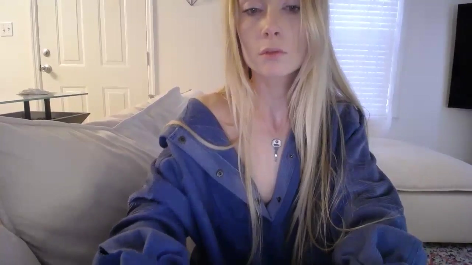 Gallery image thumbnail from MissSadieB's myfreecams stream on, 11/19/2024, 21:37 image 8 of 20
