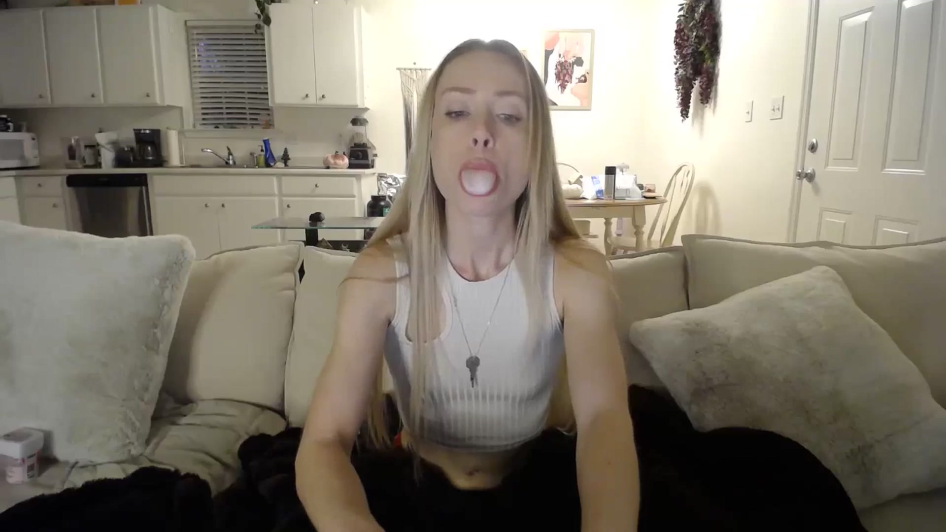Gallery image thumbnail from MissSadieB's myfreecams stream on, 12/02/2024, 22:44 image 20 of 20