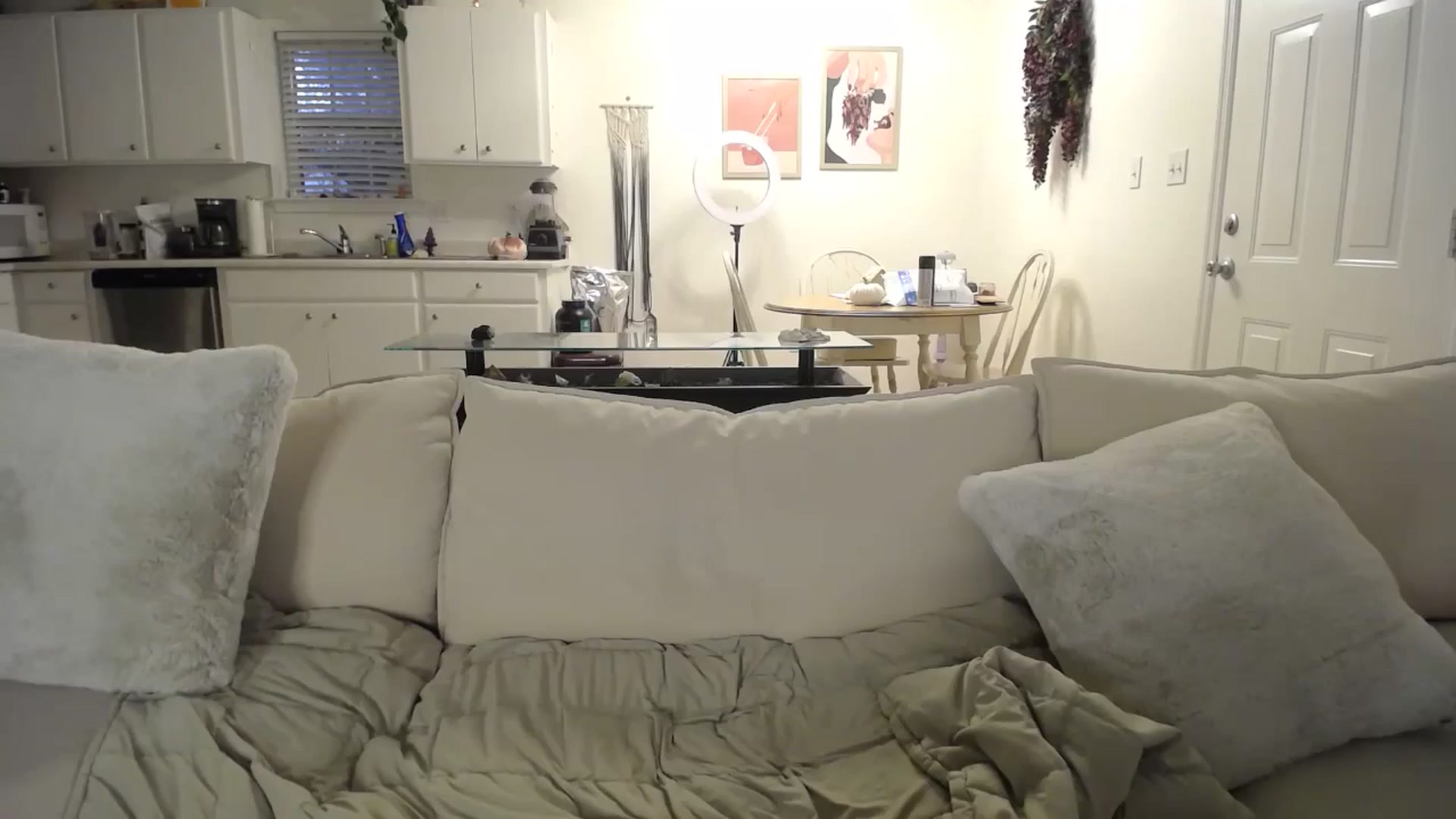 Gallery image thumbnail from MissSadieB's myfreecams stream on, 12/02/2024, 22:44 image 17 of 20