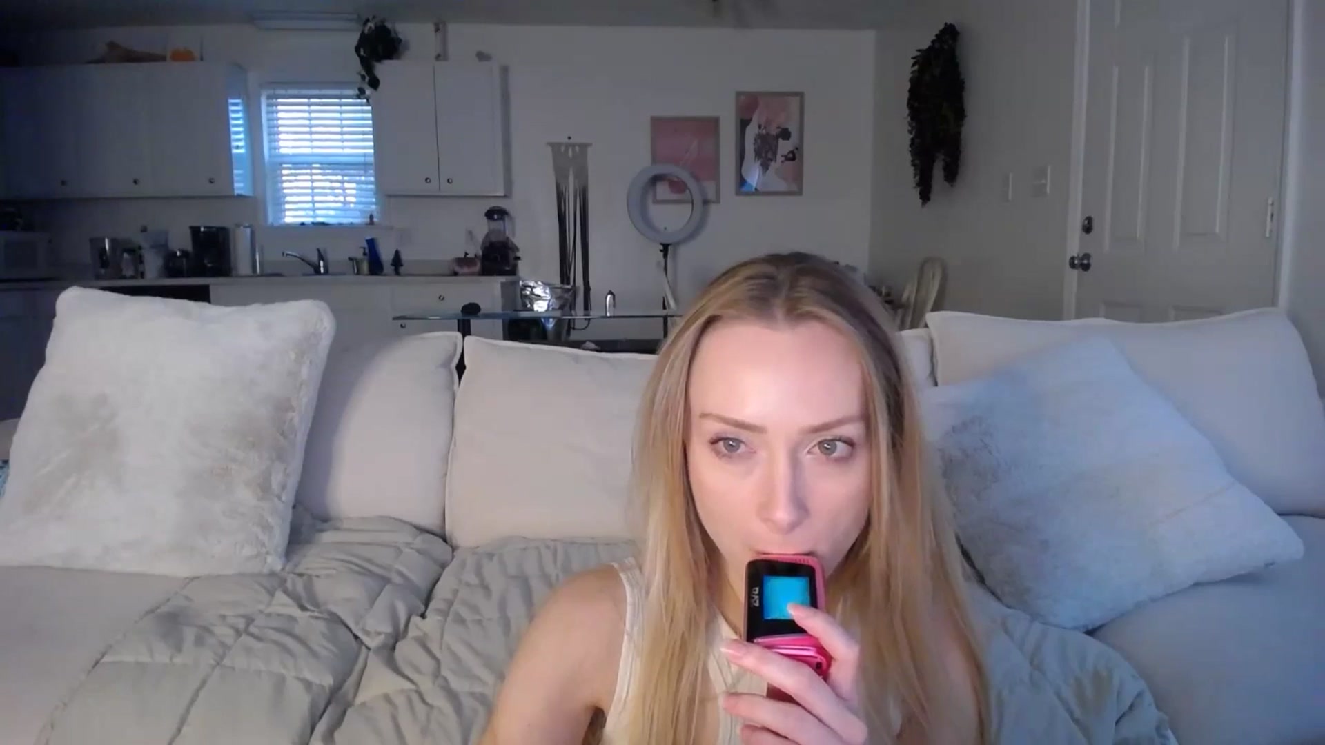 Gallery image thumbnail from MissSadieB's myfreecams stream on, 12/02/2024, 22:44 image 8 of 20