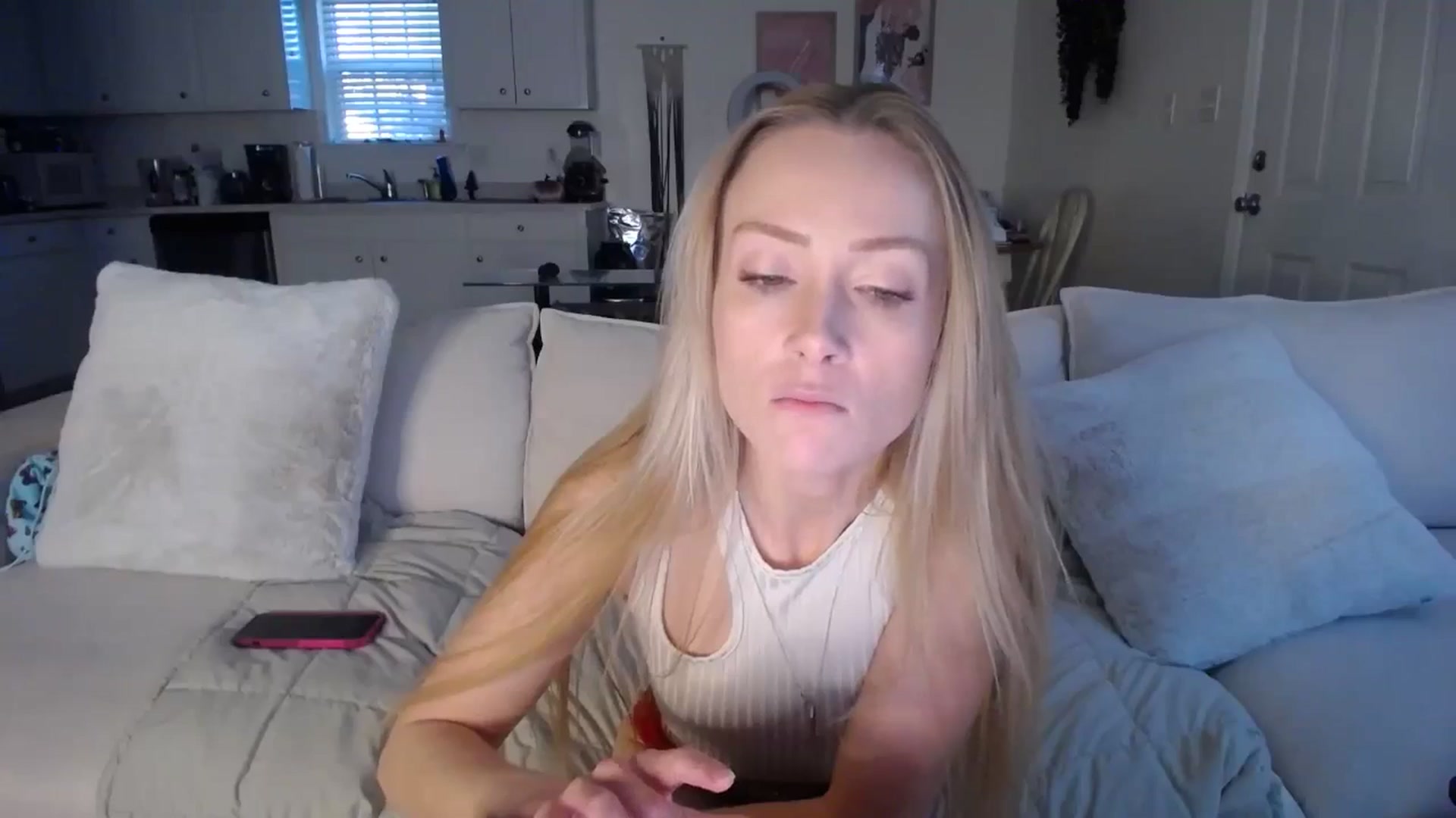 Gallery image thumbnail from MissSadieB's myfreecams stream on, 12/02/2024, 22:44 image 7 of 20
