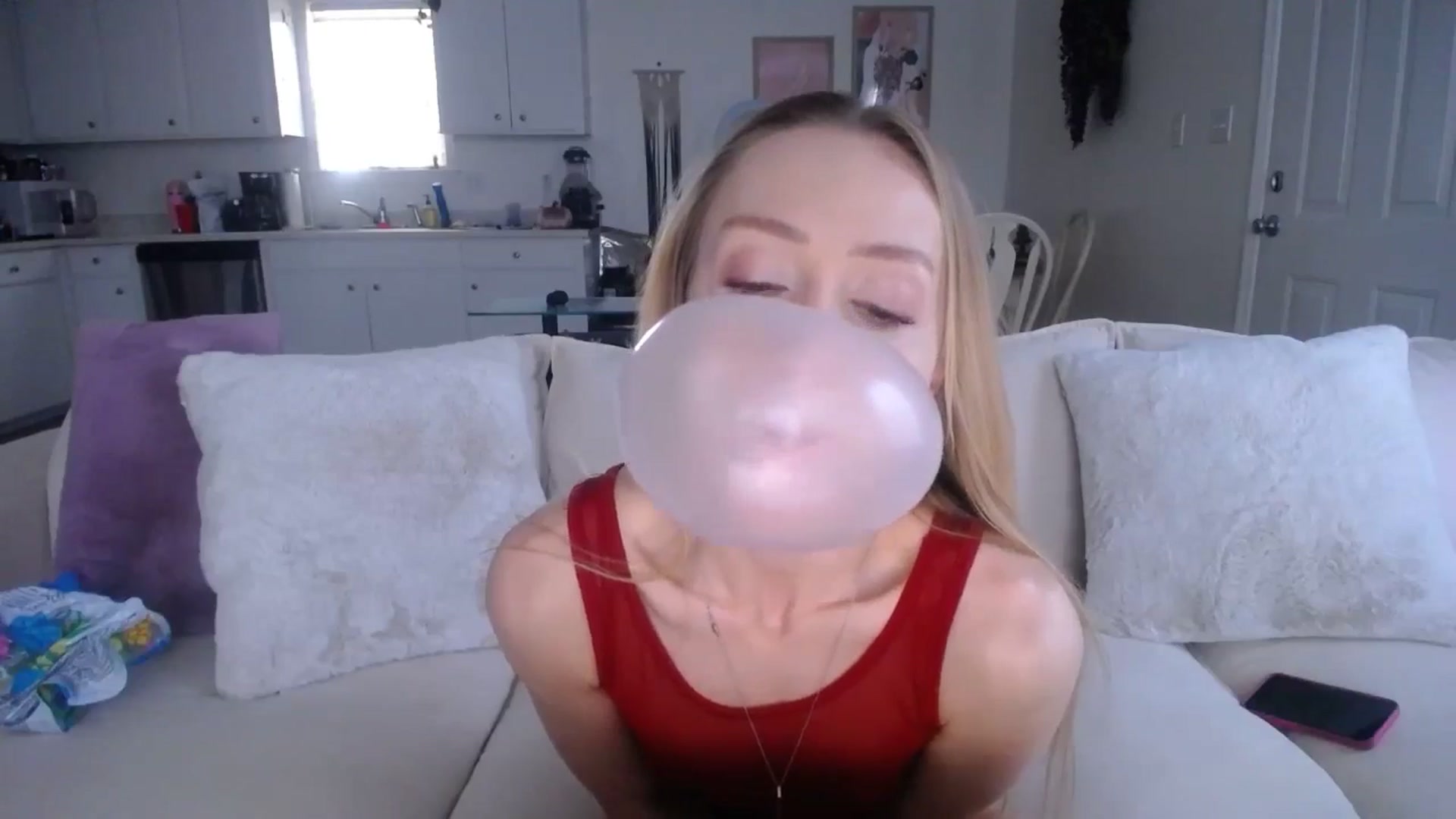 Gallery image thumbnail from MissSadieB's myfreecams stream on, 12/05/2024, 20:17 image 11 of 20