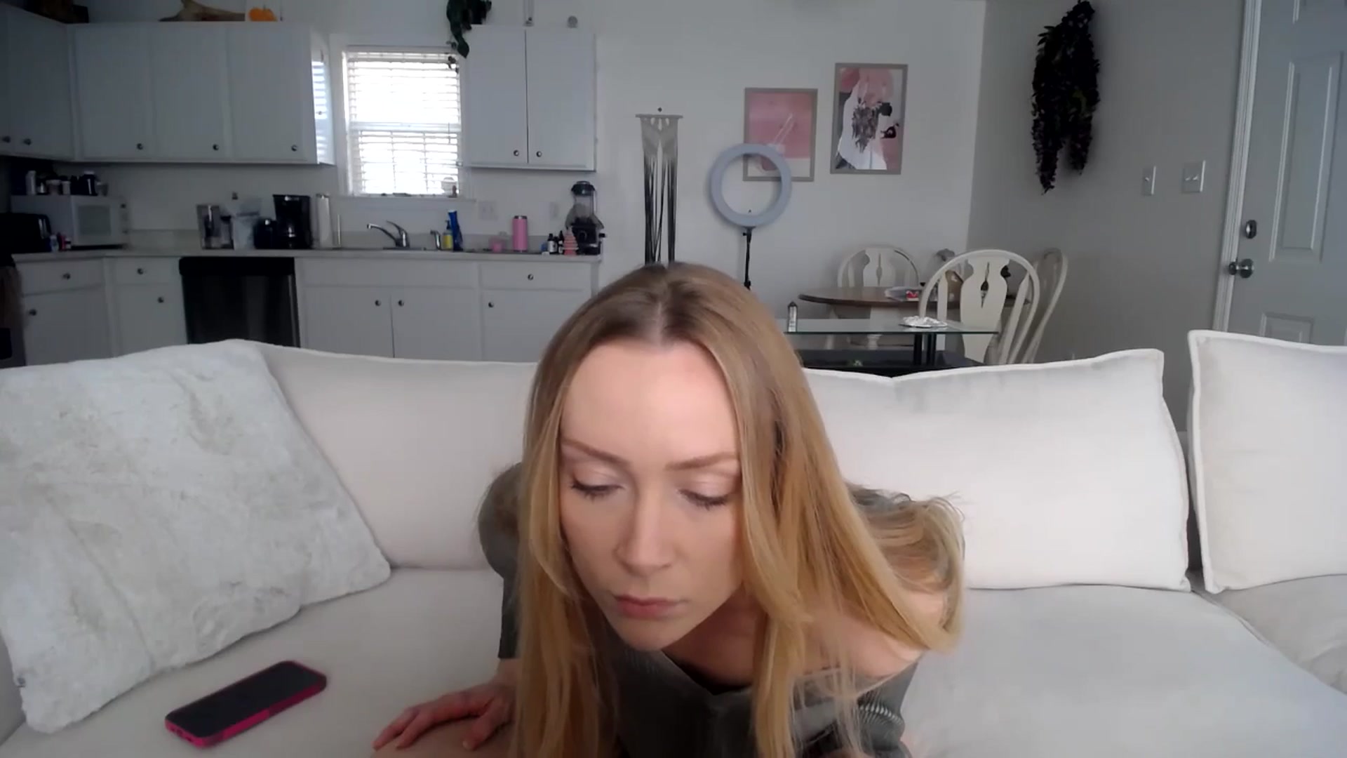 Gallery image thumbnail from MissSadieB's myfreecams stream on, 12/06/2024, 17:08 image 4 of 20