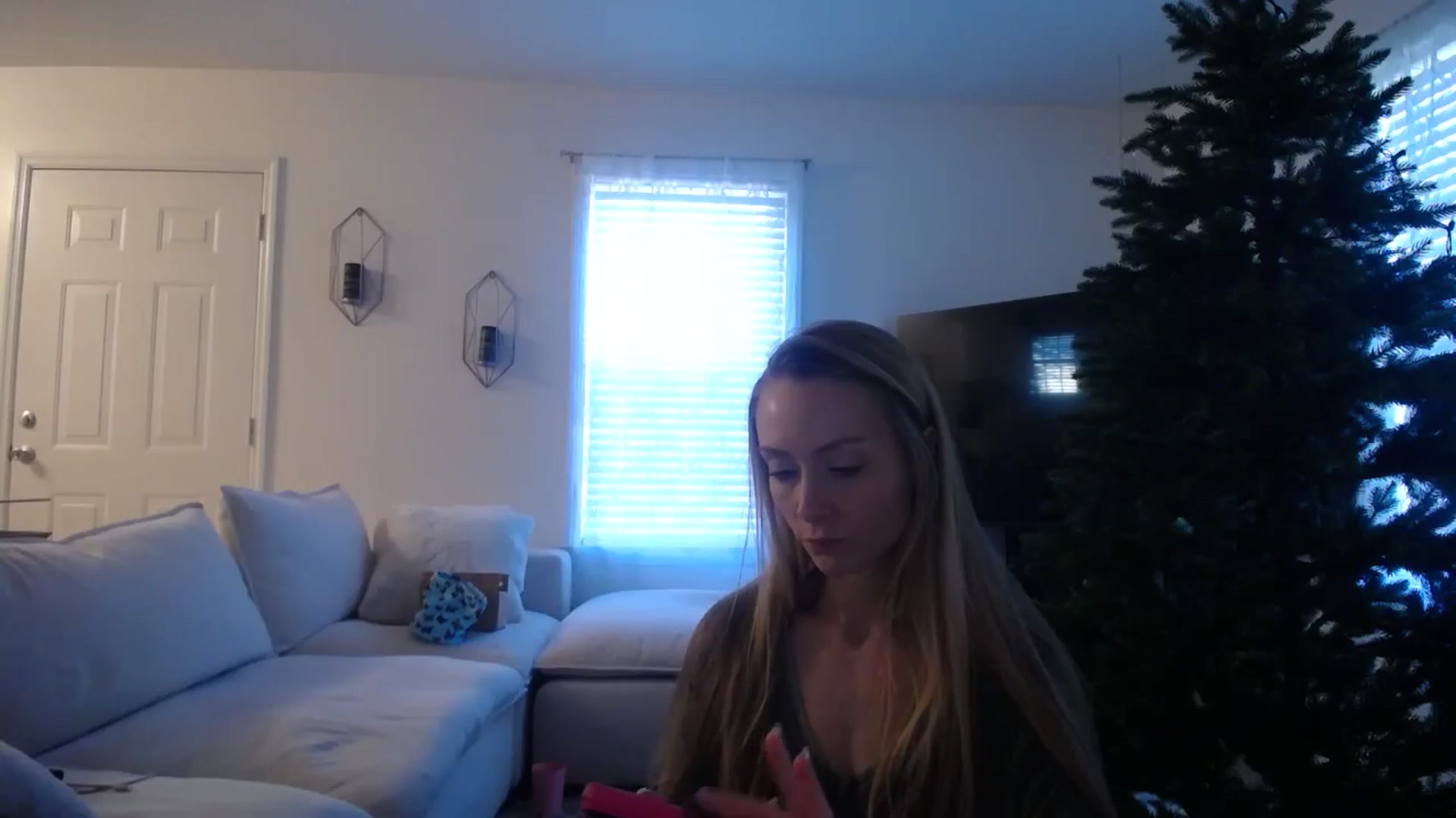 Gallery image thumbnail from MissSadieB's myfreecams stream on, 12/06/2024, 22:12 image 5 of 20
