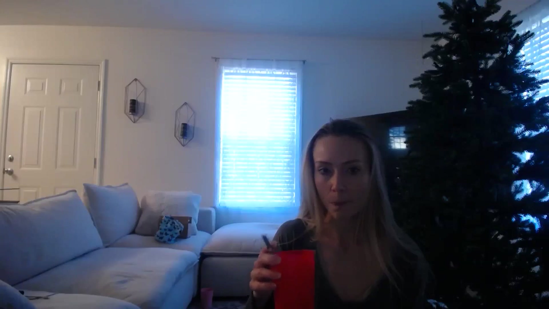 Gallery image thumbnail from MissSadieB's myfreecams stream on, 12/06/2024, 22:12 image 6 of 20