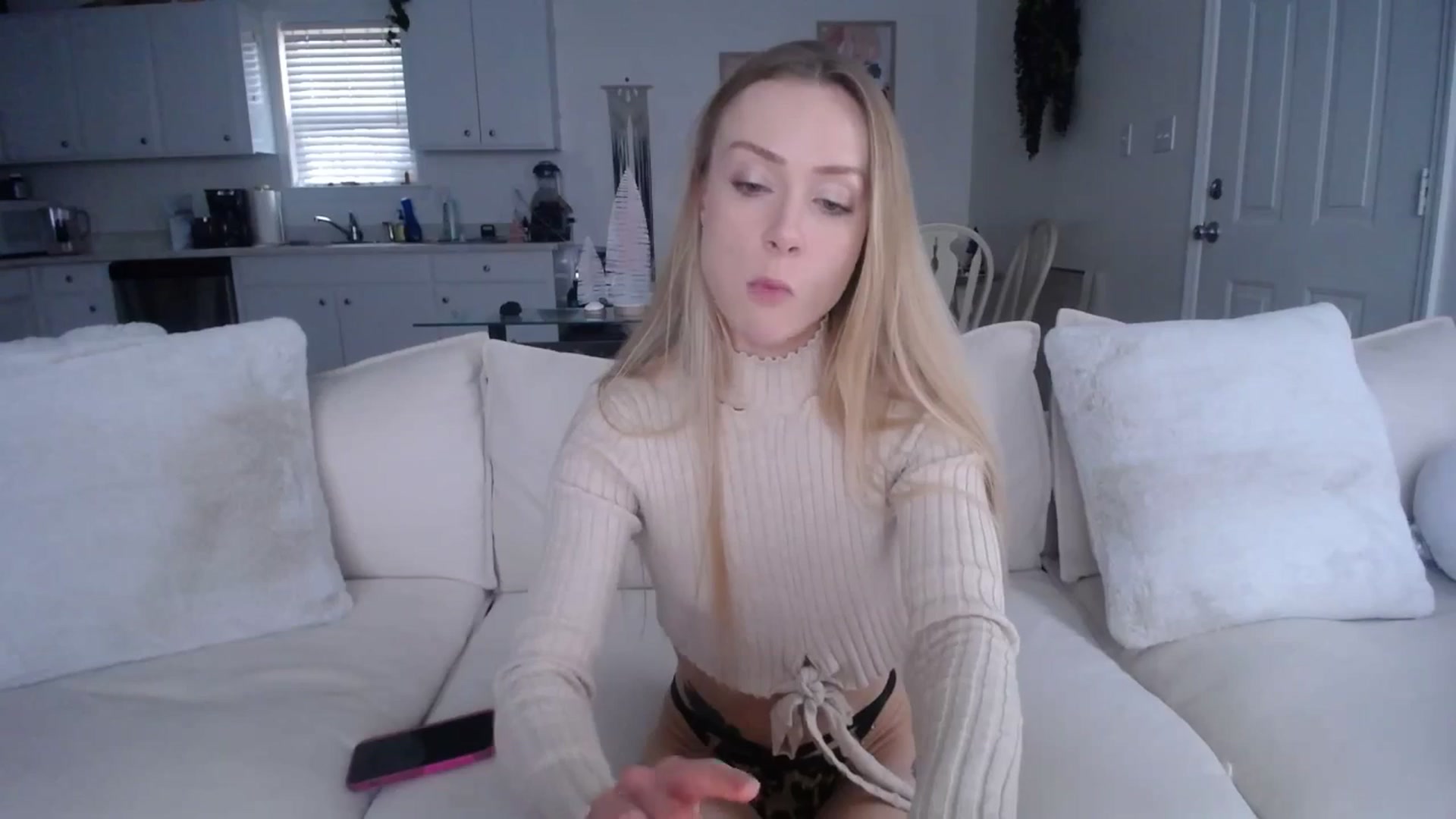 Gallery image thumbnail from MissSadieB's myfreecams stream on, 12/09/2024, 19:24 image 11 of 20