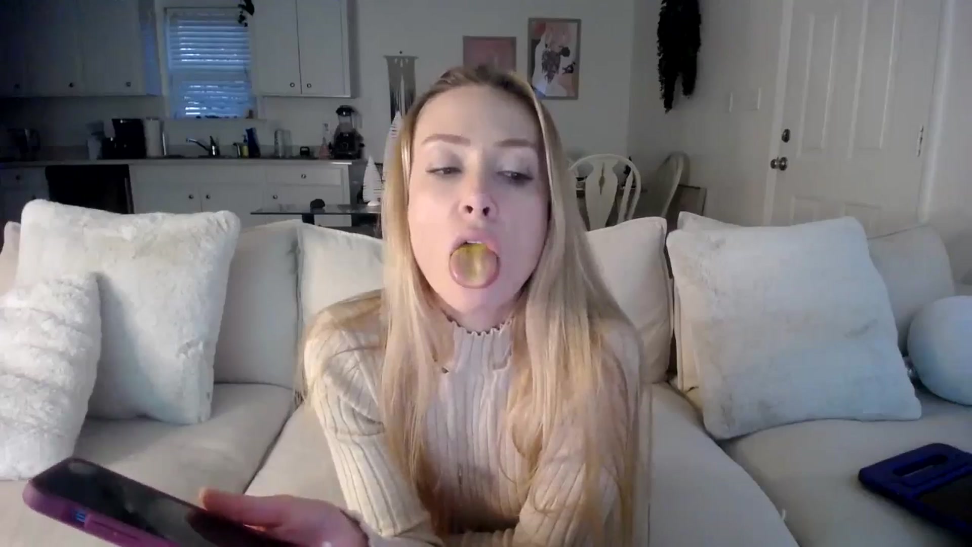 Gallery image thumbnail from MissSadieB's myfreecams stream on, 12/09/2024, 22:08 image 5 of 20