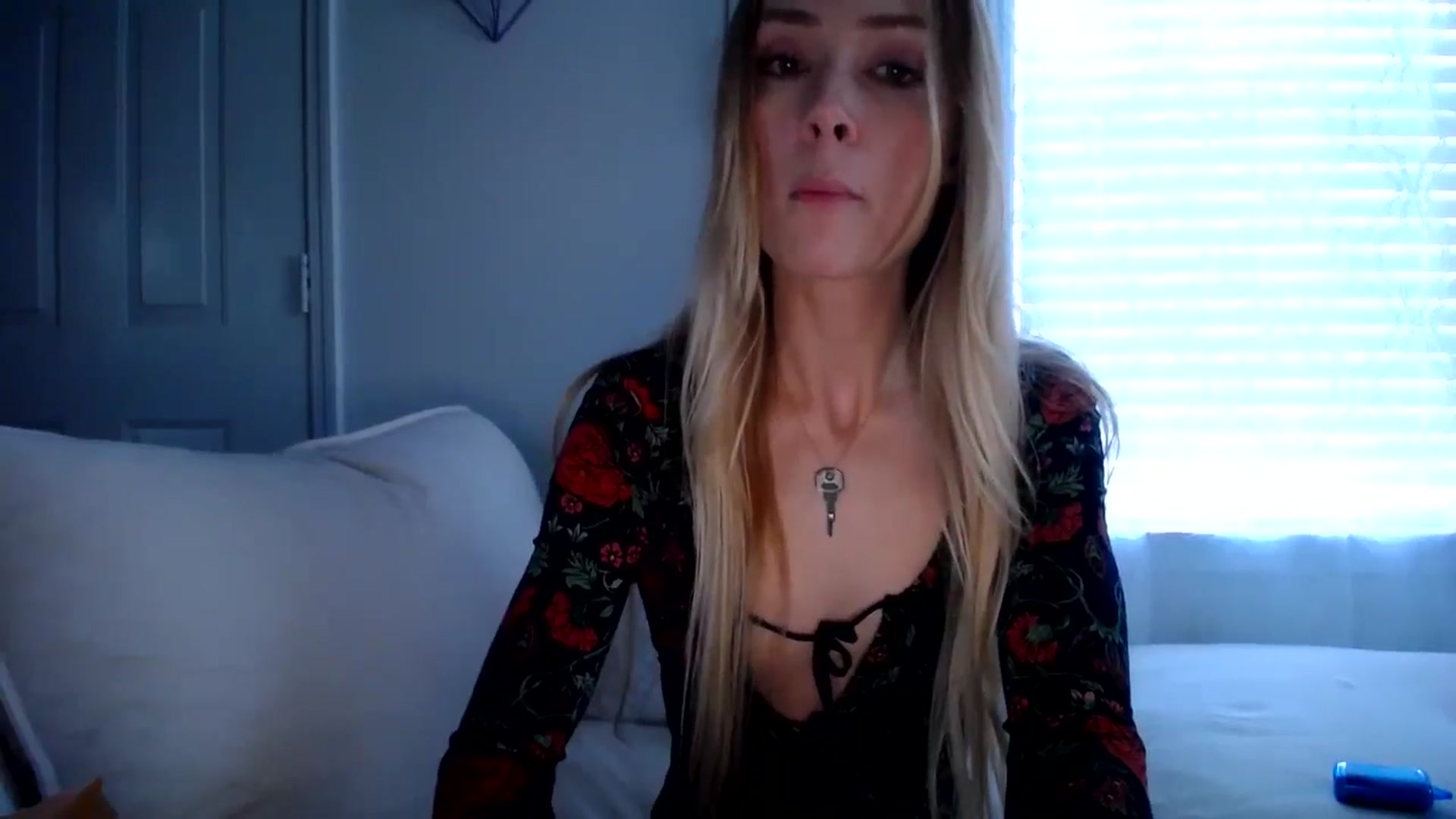 Gallery image thumbnail from MissSadieB's myfreecams stream on, 12/11/2024, 21:26 image 9 of 20