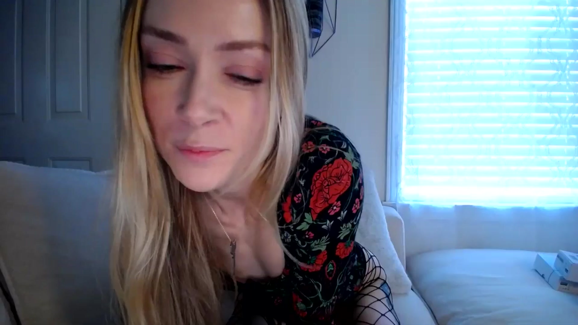 Gallery image thumbnail from MissSadieB's myfreecams stream on, 12/11/2024, 21:26 image 17 of 20