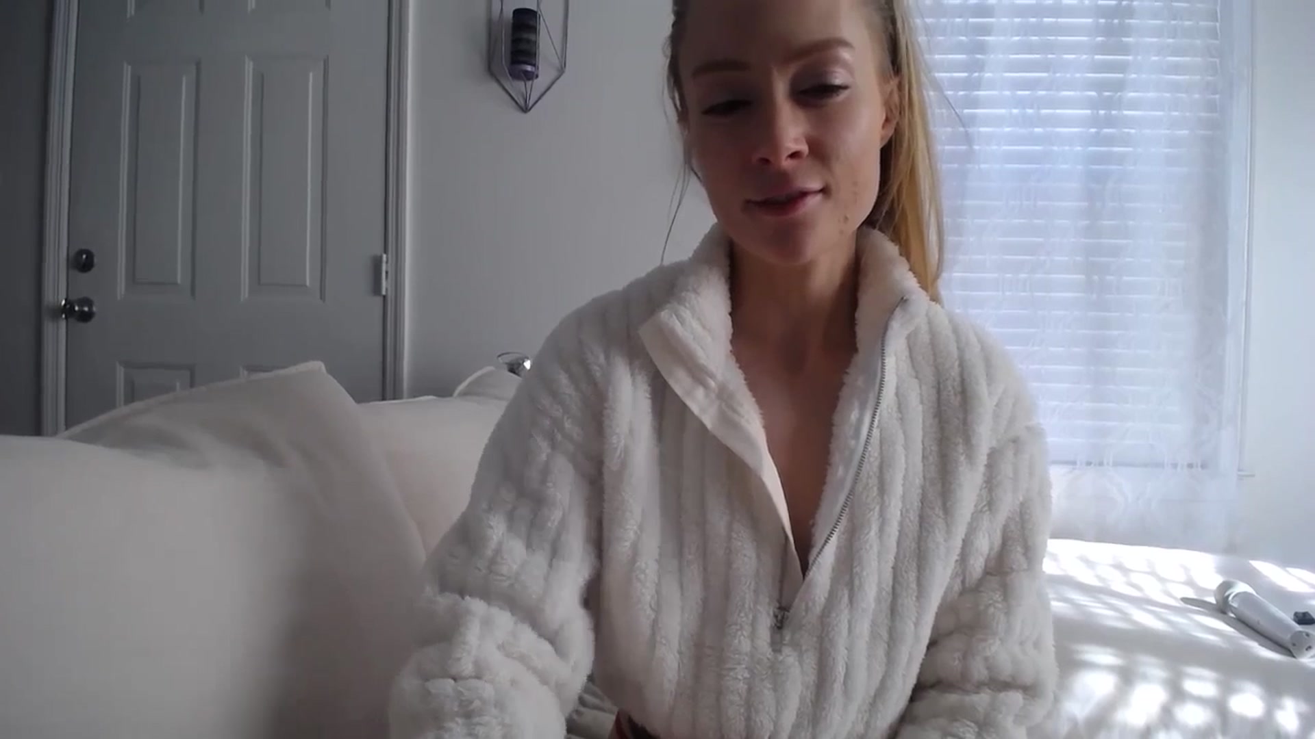 Gallery image thumbnail from MissSadieB's myfreecams stream on, 12/24/2024, 16:57 image 16 of 20