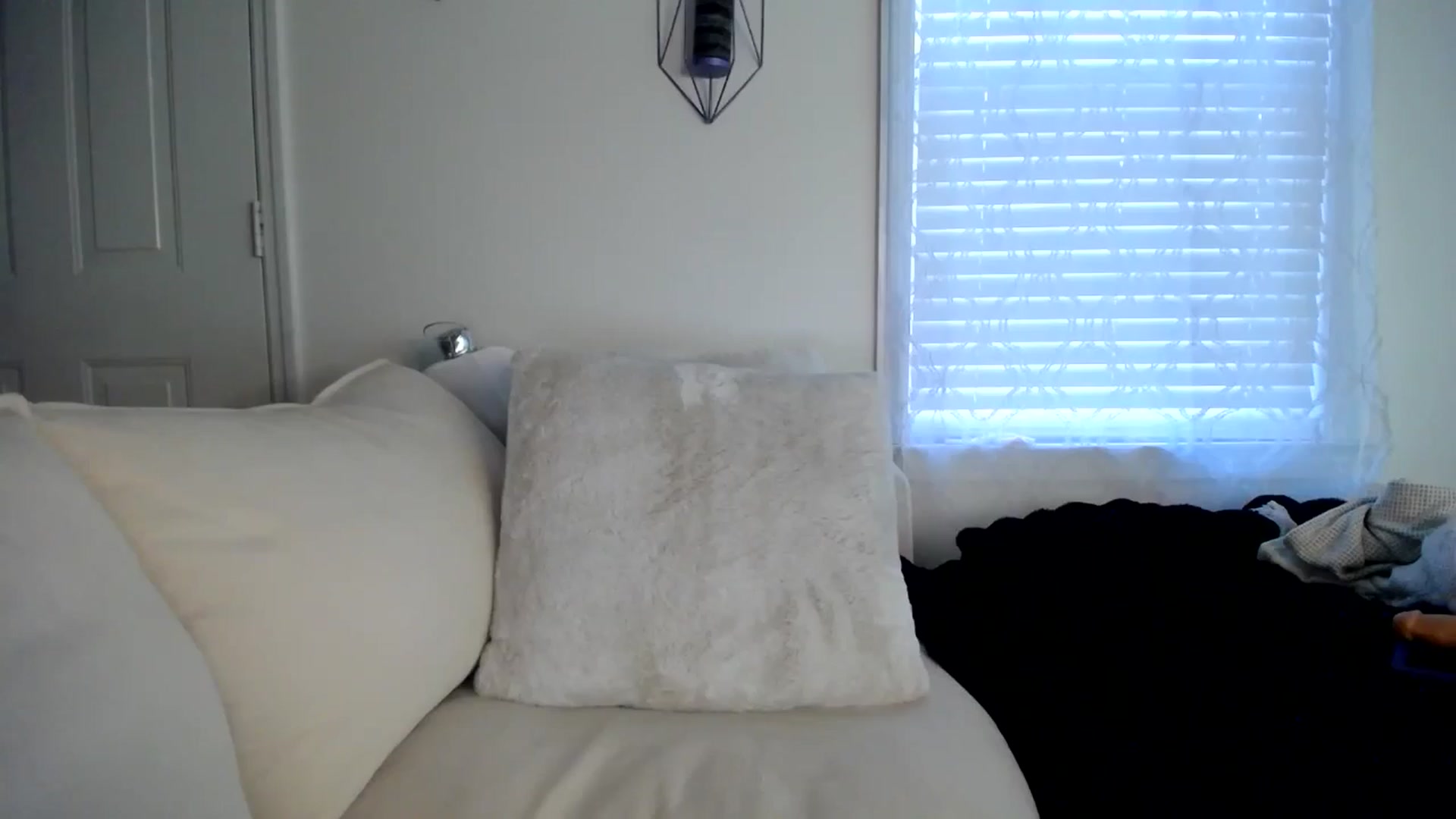 Gallery image thumbnail from MissSadieB's myfreecams stream on, 12/25/2024, 22:29 image 8 of 20