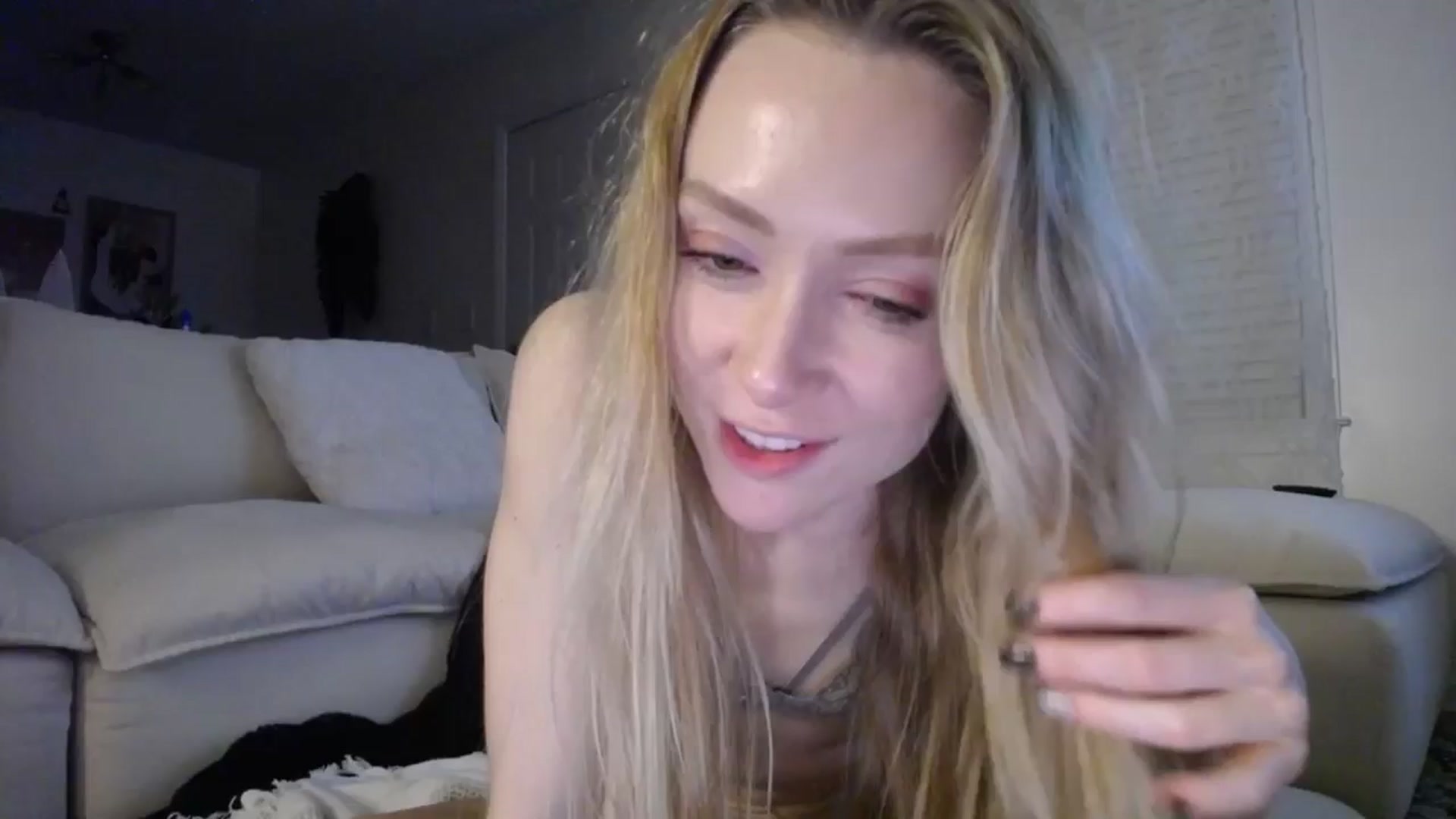 Gallery image thumbnail from MissSadieB's myfreecams stream on, 12/27/2024, 07:12 image 1 of 20