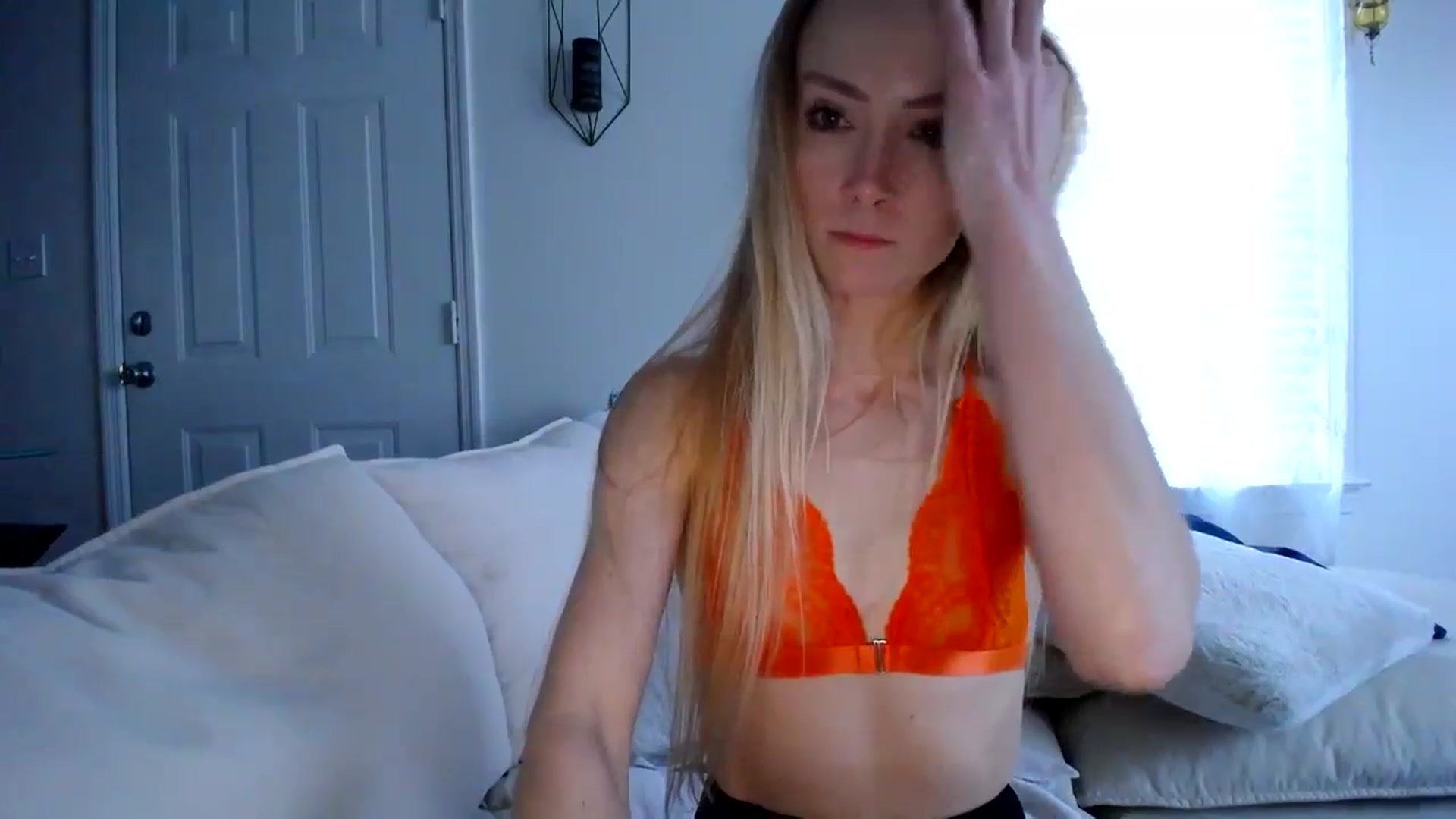 Gallery image thumbnail from MissSadieB's myfreecams stream on, 12/30/2024, 21:58 image 6 of 20