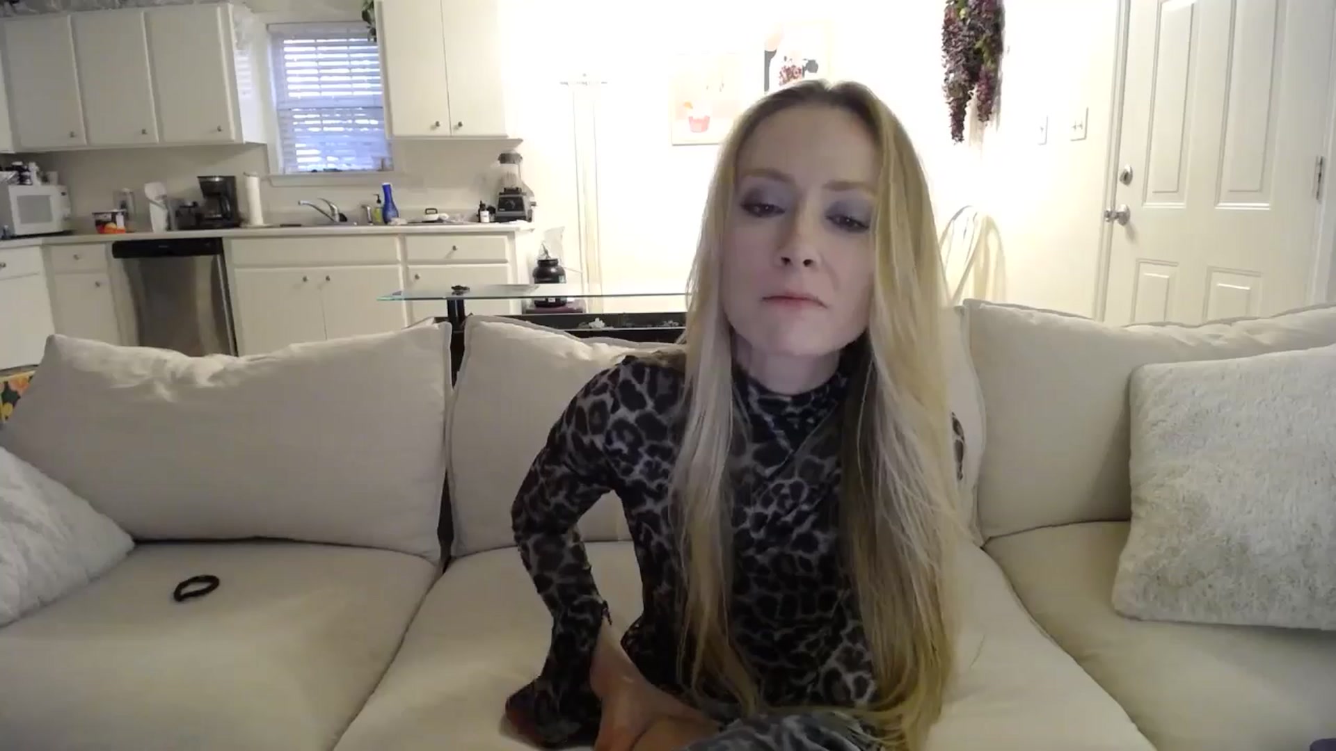 Gallery image thumbnail from MissSadieB's myfreecams stream on, 01/06/2025, 22:30 image 6 of 20