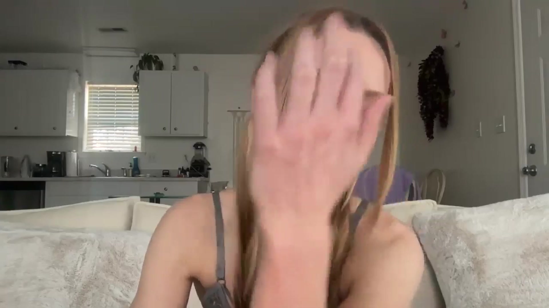Gallery image thumbnail from MissSadieB's myfreecams stream on, 01/14/2025, 21:24 image 8 of 20