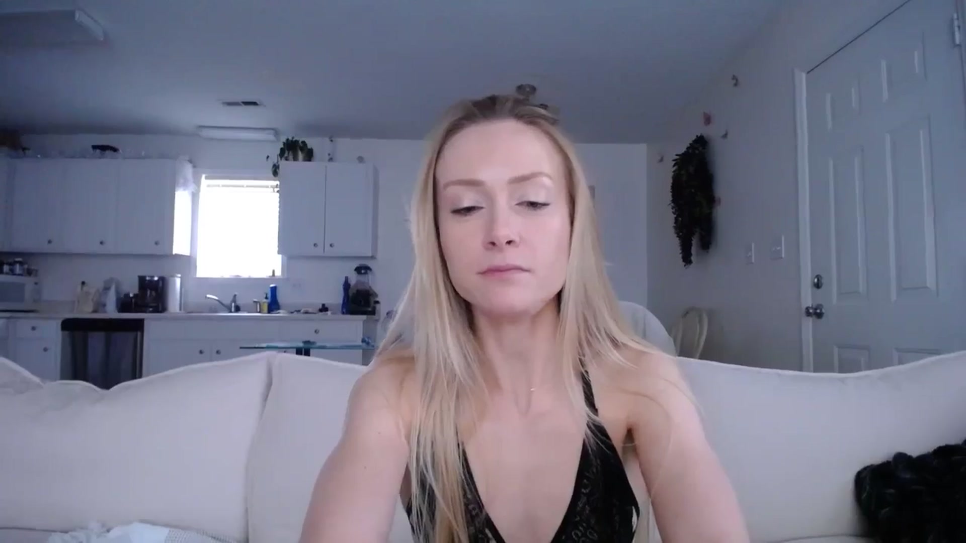 Gallery image thumbnail from MissSadieB's myfreecams stream on, 01/20/2025, 20:23 image 5 of 20