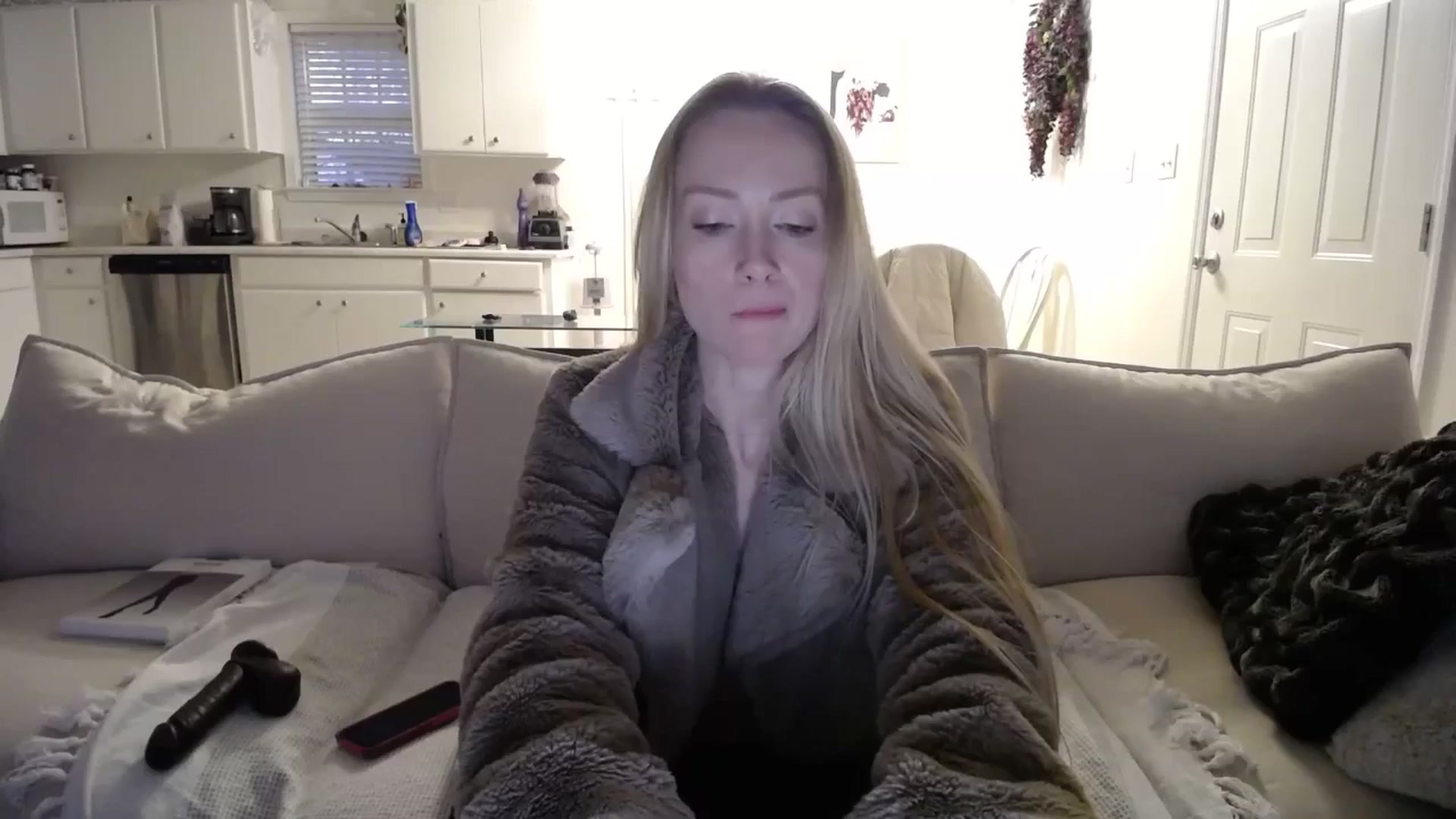 Gallery image thumbnail from MissSadieB's myfreecams stream on, 01/20/2025, 23:13 image 1 of 20