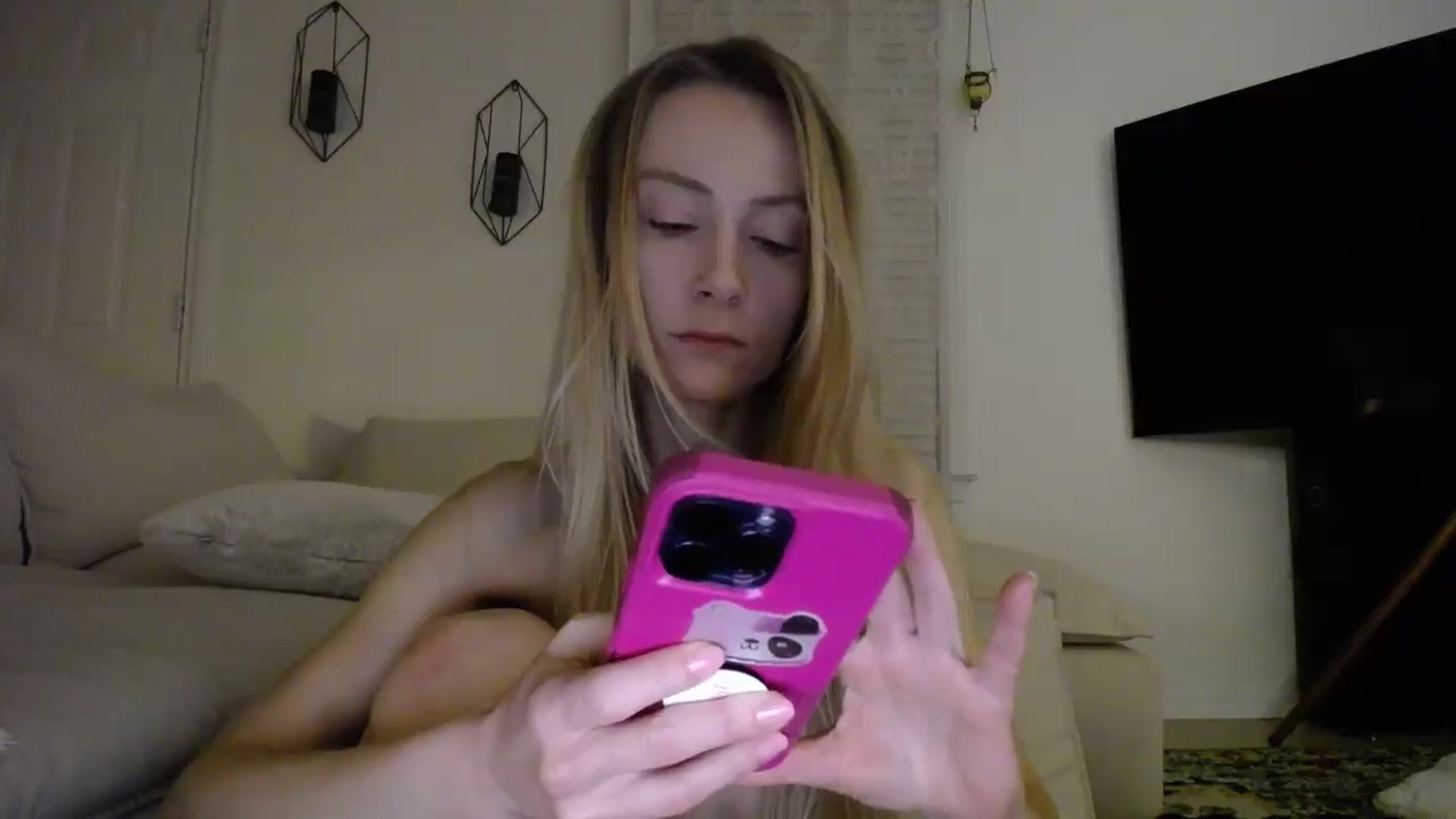 Gallery image thumbnail from MissSadieB's myfreecams stream on, 01/29/2025, 05:33 image 6 of 20
