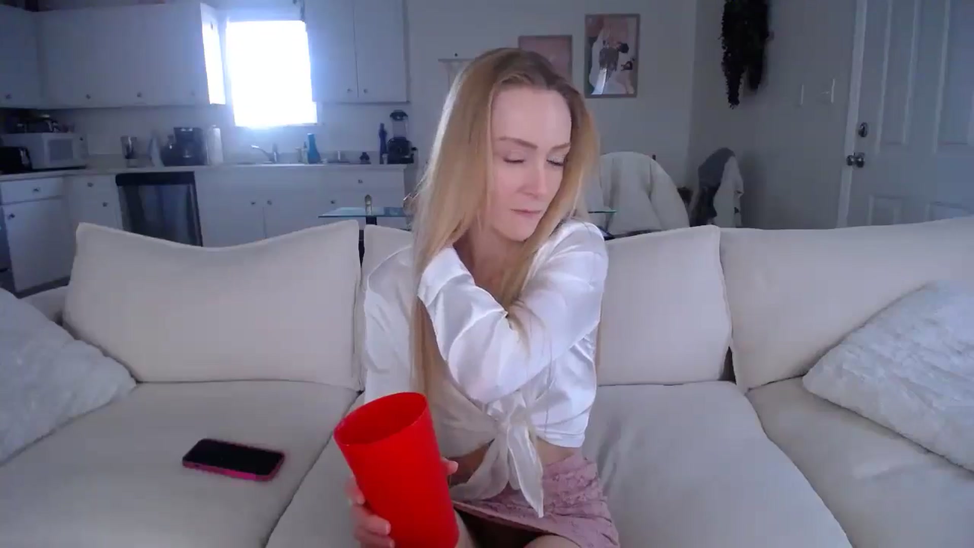 Gallery image thumbnail from MissSadieB's myfreecams stream on, 02/05/2025, 20:29 image 14 of 20