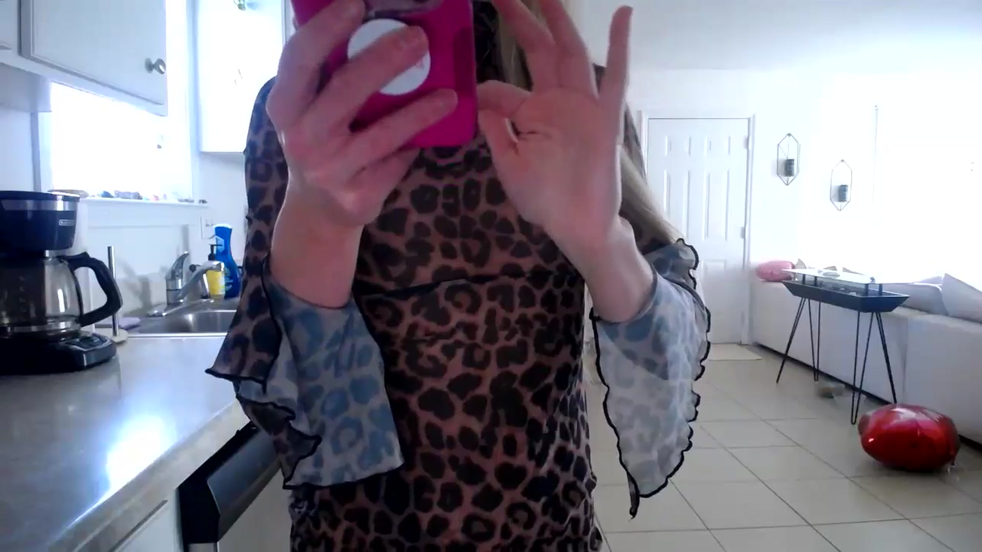 Gallery image thumbnail from MissSadieB's myfreecams stream on, 02/18/2025, 16:13 image 3 of 20