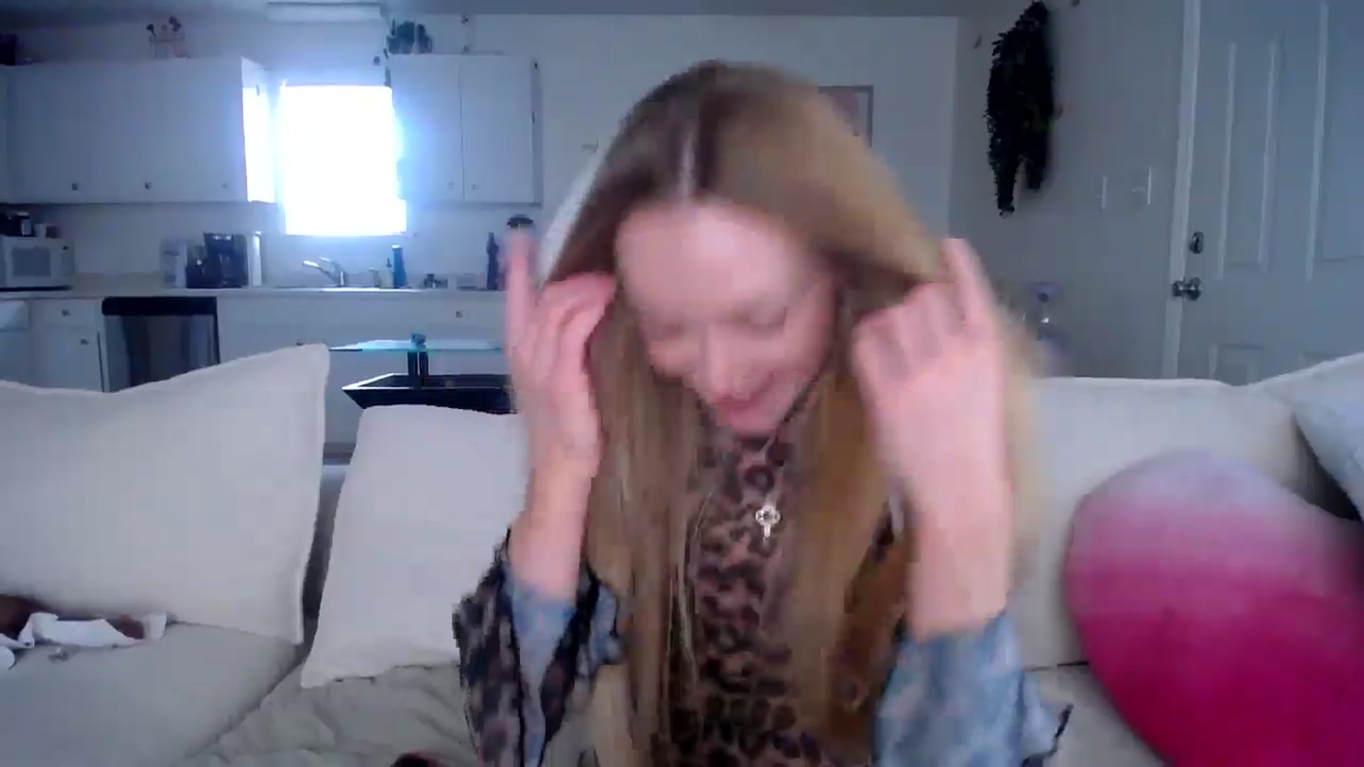 Gallery image thumbnail from MissSadieB's myfreecams stream on, 02/18/2025, 20:13 image 6 of 20