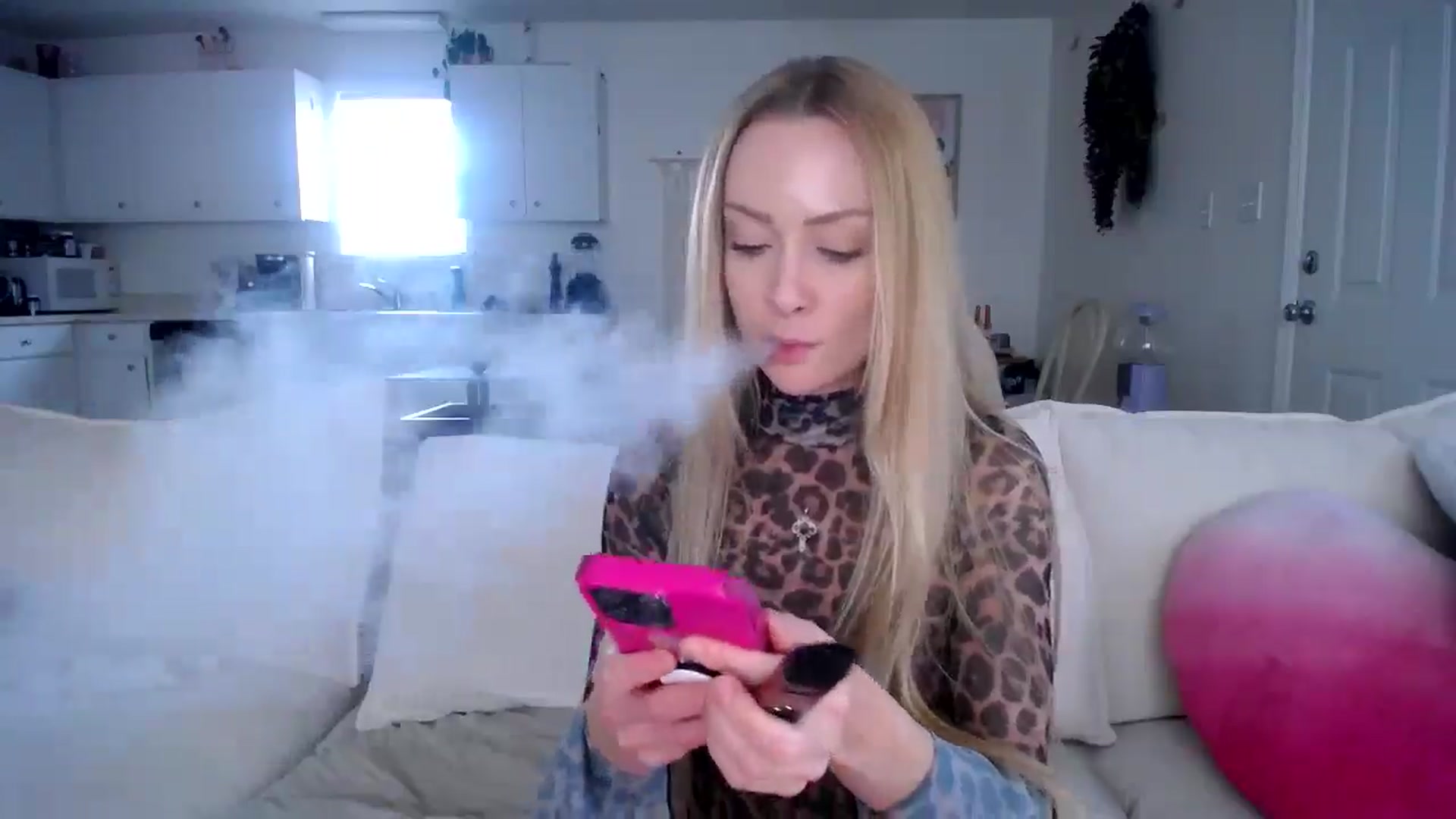 Gallery image thumbnail from MissSadieB's myfreecams stream on, 02/18/2025, 20:13 image 10 of 20