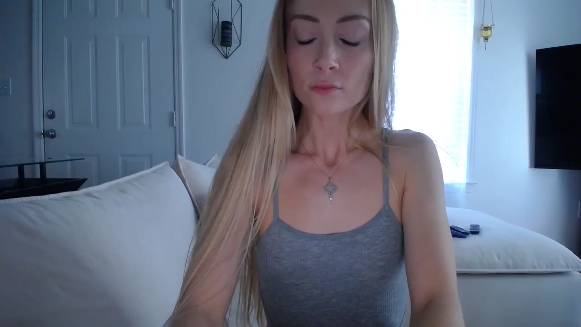 Gallery image thumbnail from MissSadieB's myfreecams stream on, 02/25/2025, 19:16 image 14 of 20