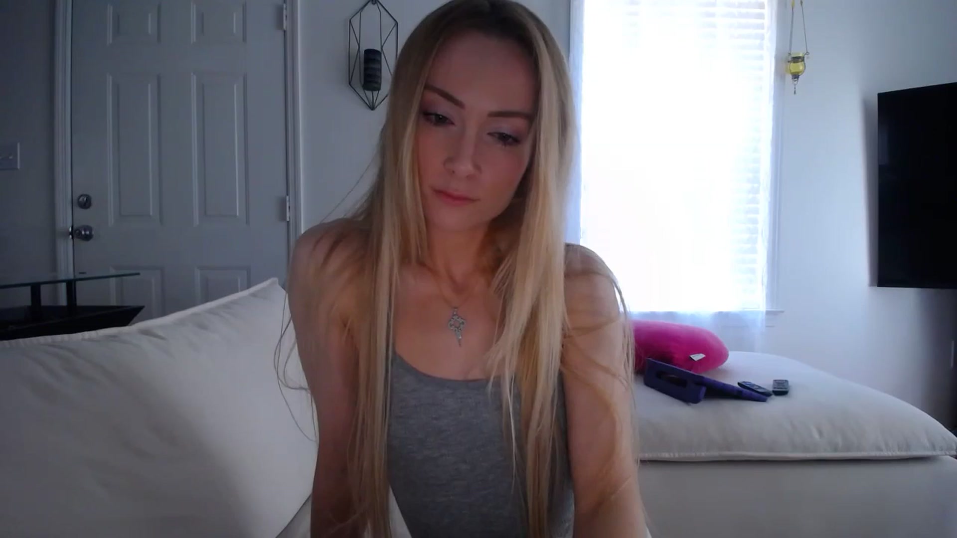 Gallery image thumbnail from MissSadieB's myfreecams stream on, 02/25/2025, 19:16 image 11 of 20
