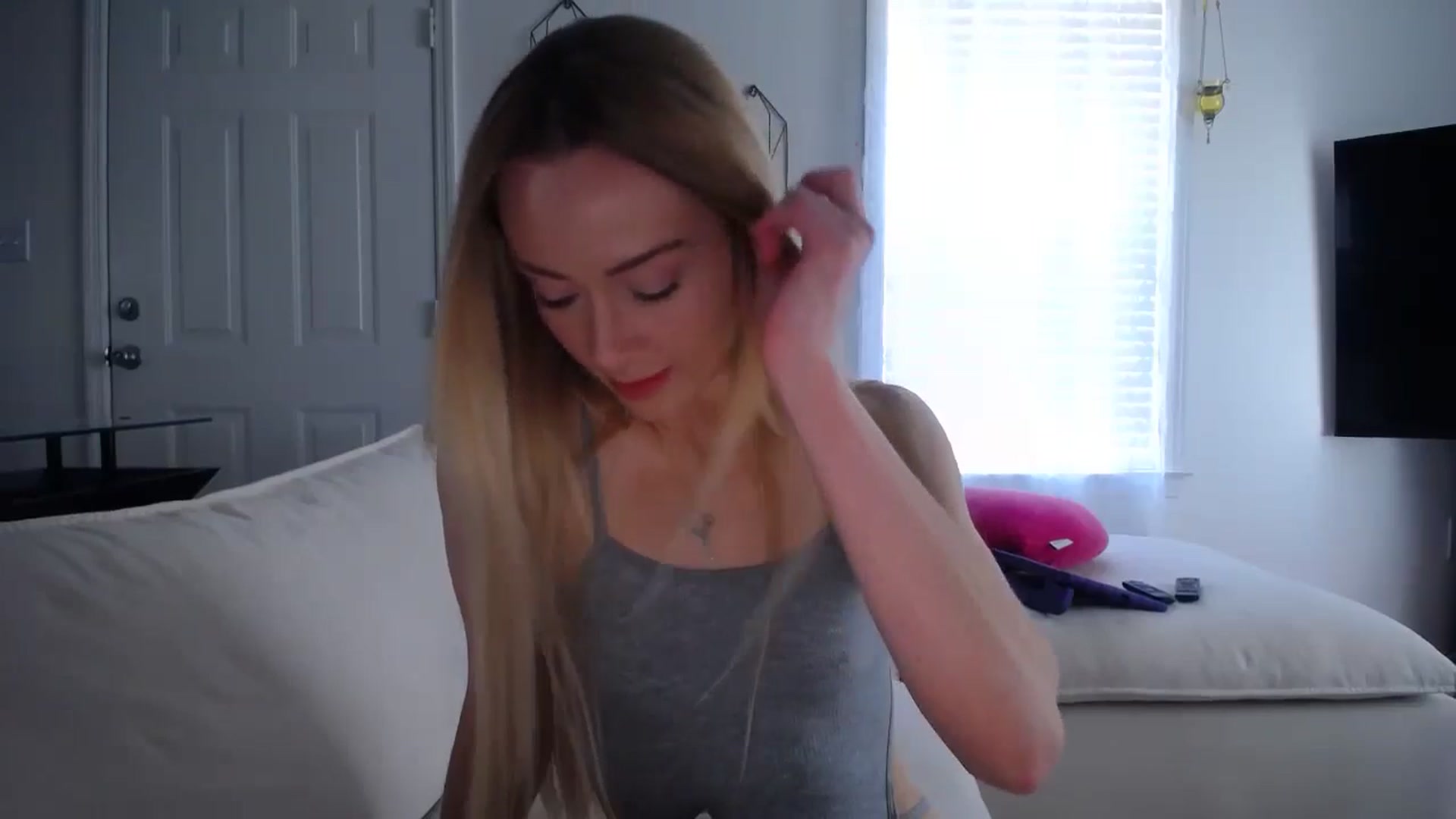 Gallery image thumbnail from MissSadieB's myfreecams stream on, 02/25/2025, 19:16 image 5 of 20
