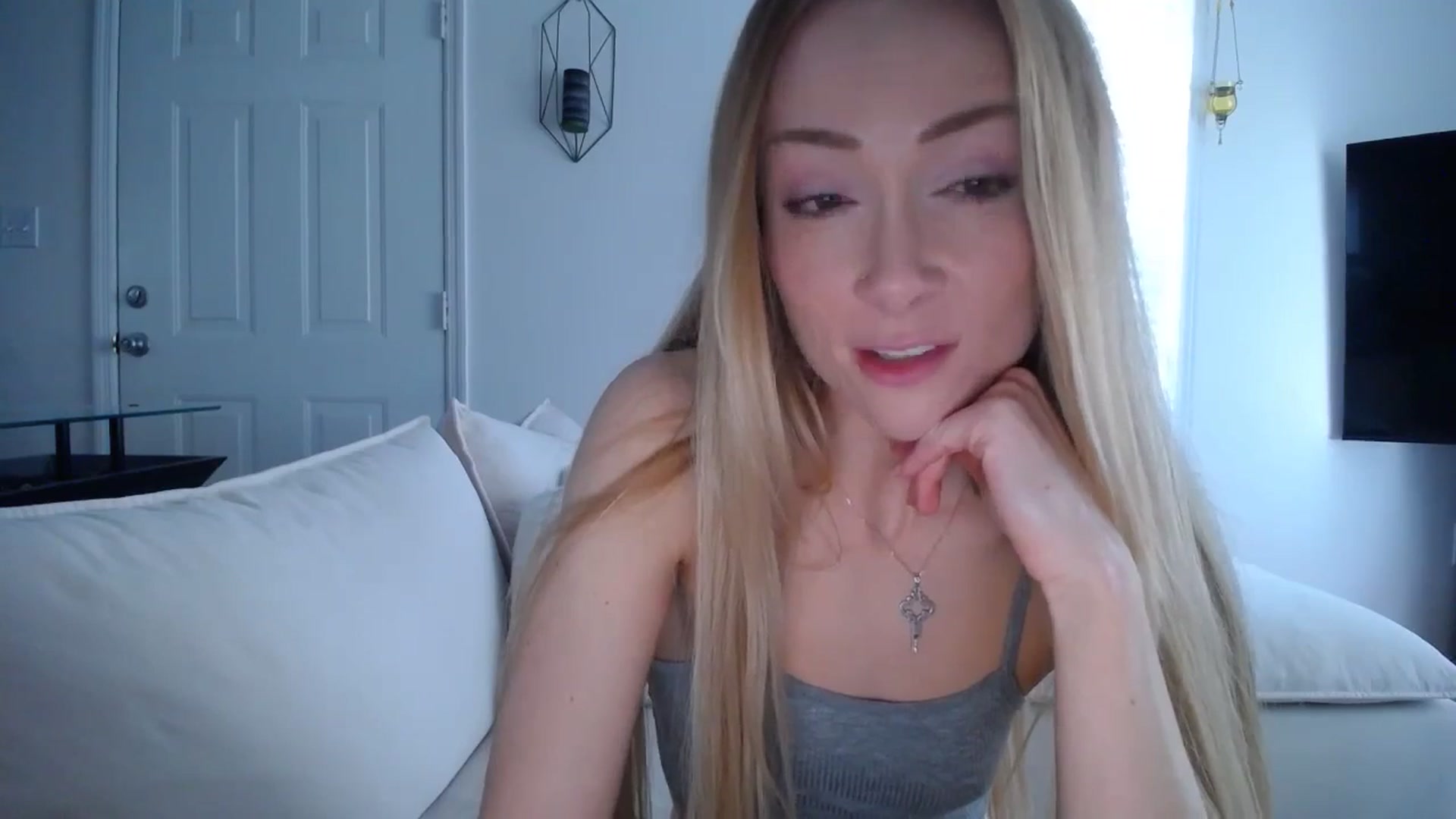 Gallery image thumbnail from MissSadieB's myfreecams stream on, 02/25/2025, 19:16 image 13 of 20