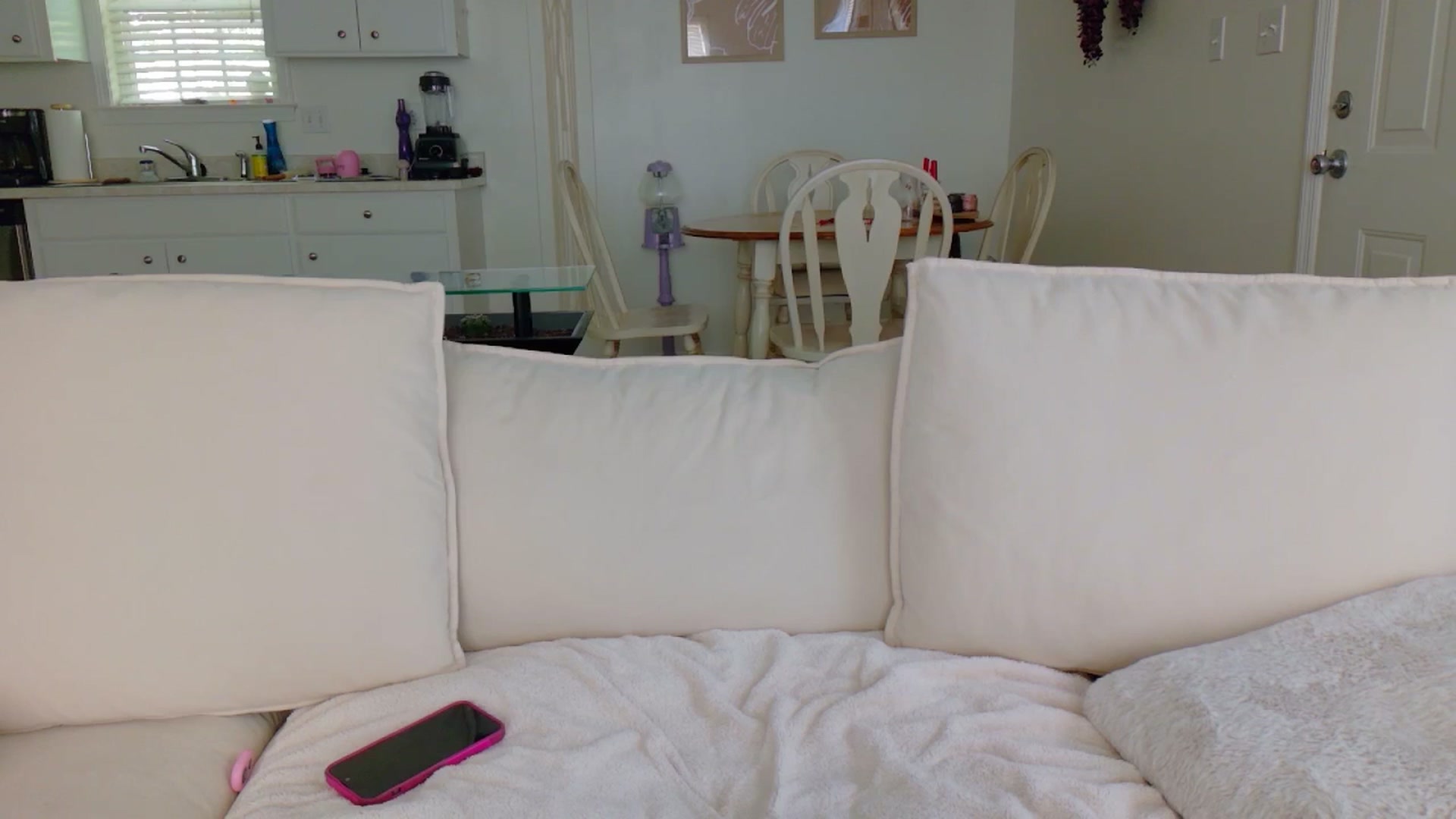 Gallery image thumbnail from MissSadieB's myfreecams stream on, 04/20/2025, 19:59 image 6 of 20