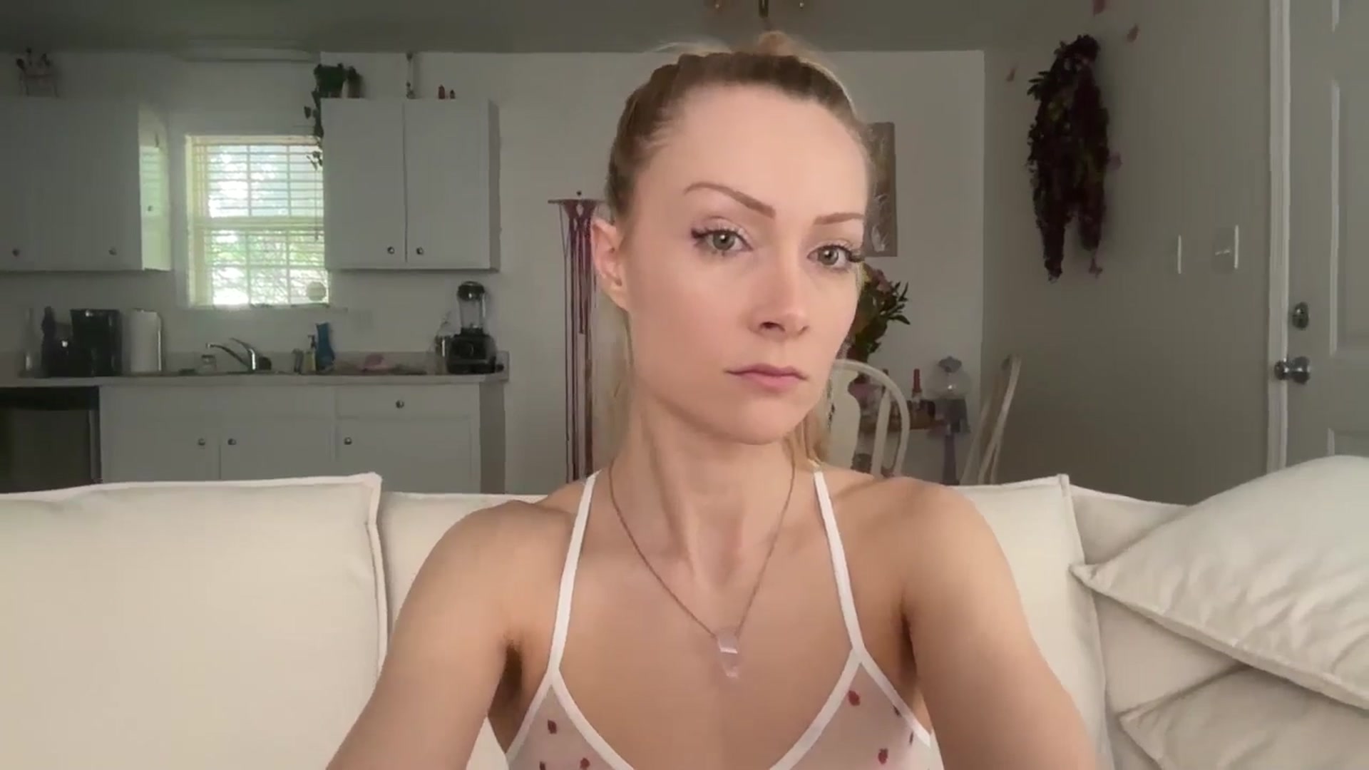 Gallery image thumbnail from MissSadieB's myfreecams stream on, 05/13/2025, 17:49 image 3 of 20