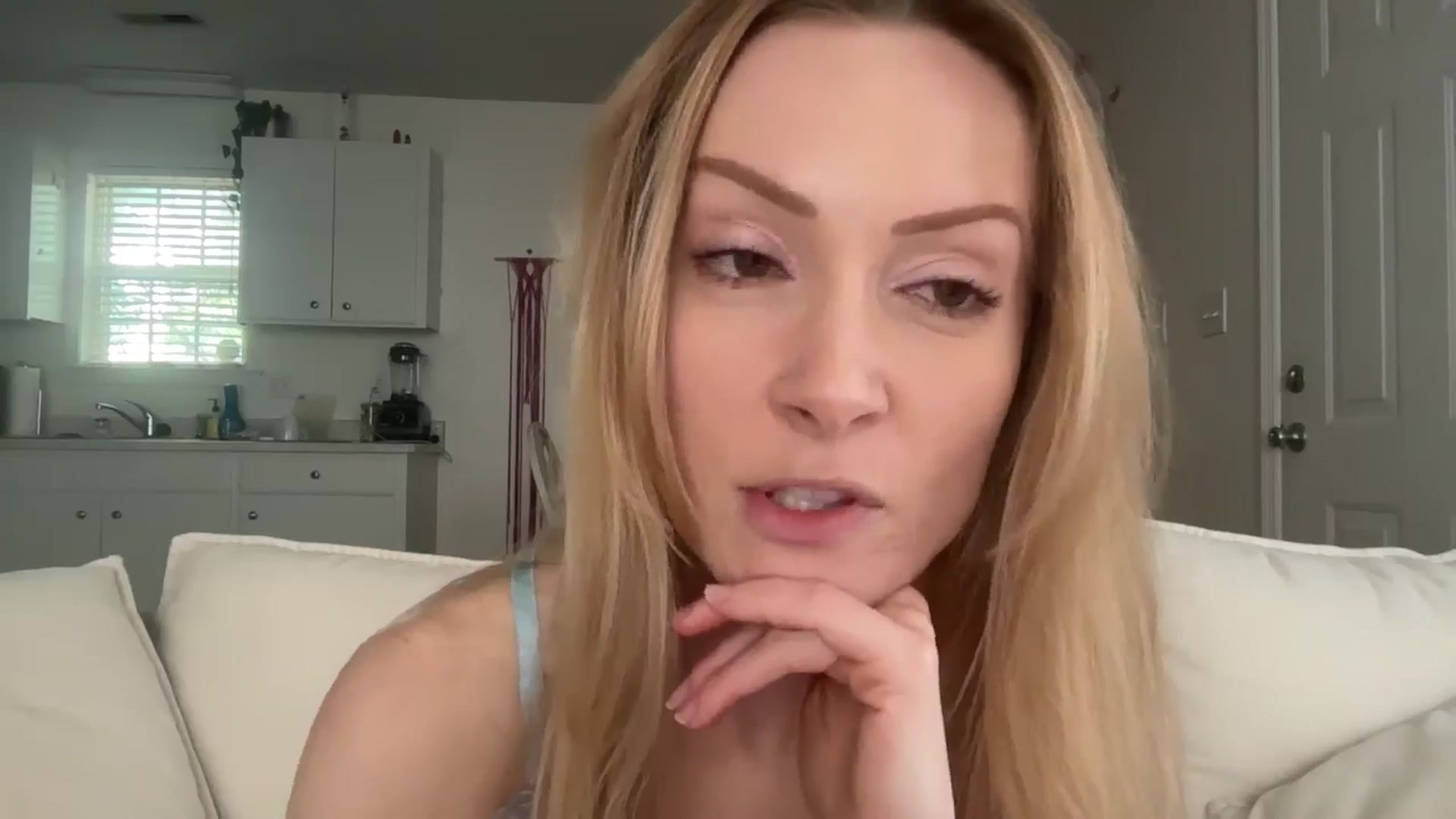 Gallery image thumbnail from MissSadieB's myfreecams stream on, 05/16/2025, 20:41 image 6 of 20