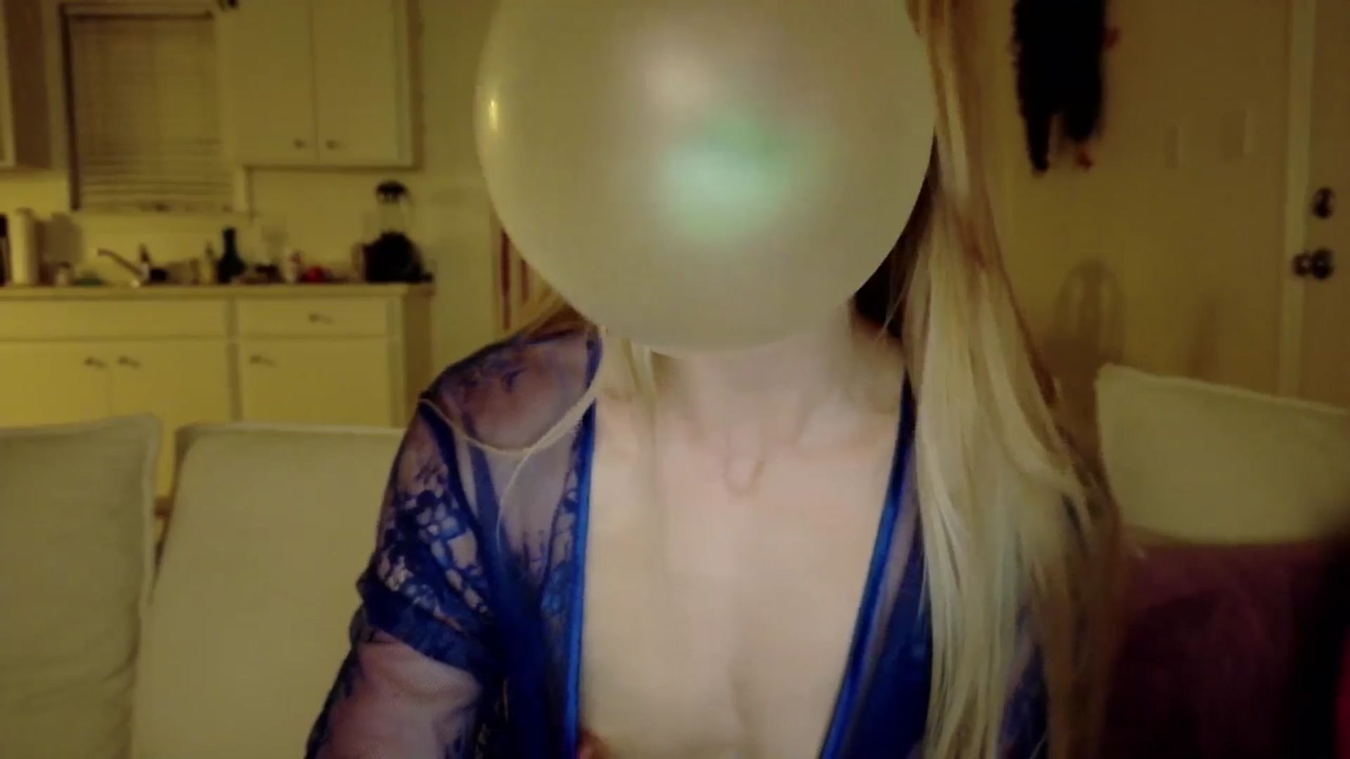 Gallery image thumbnail from MissSadieB's myfreecams stream on, 06/23/2025, 03:10 image 11 of 20