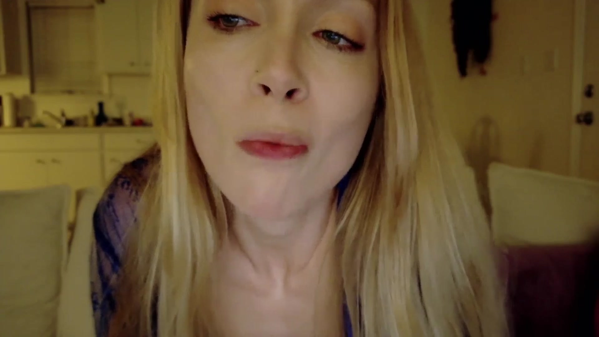 Gallery image thumbnail from MissSadieB's myfreecams stream on, 06/23/2025, 03:10 image 16 of 20