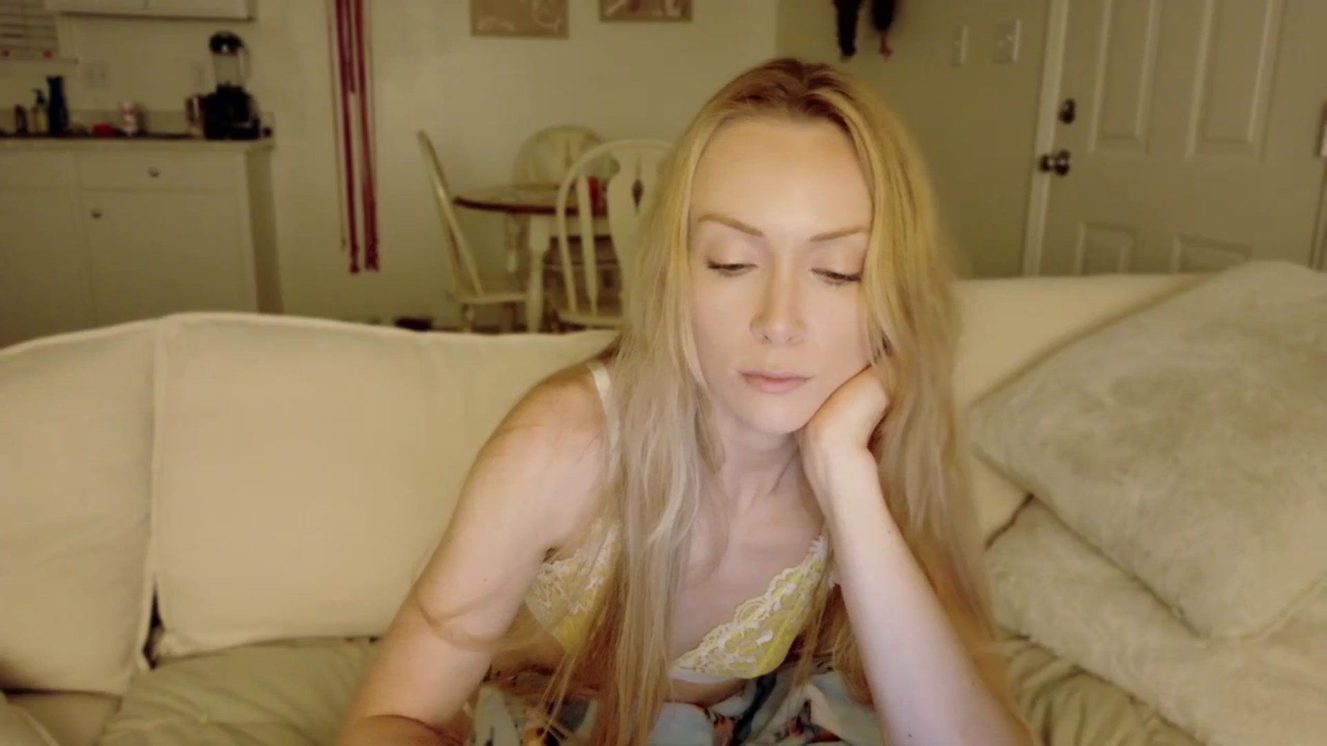 Gallery image thumbnail from MissSadieB's myfreecams stream on, 06/25/2025, 03:08 image 20 of 20