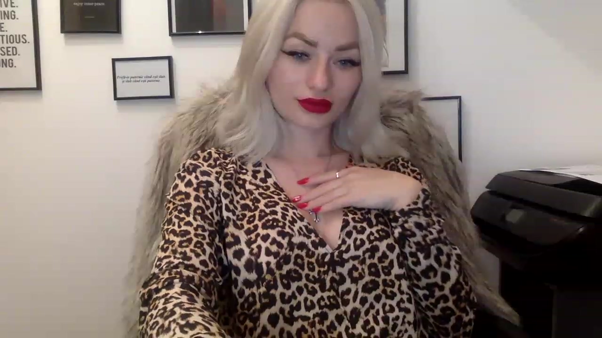 Gallery image thumbnail from MissSarahDom's myfreecams stream on, 01/10/2023, 15:55 image 18 of 20